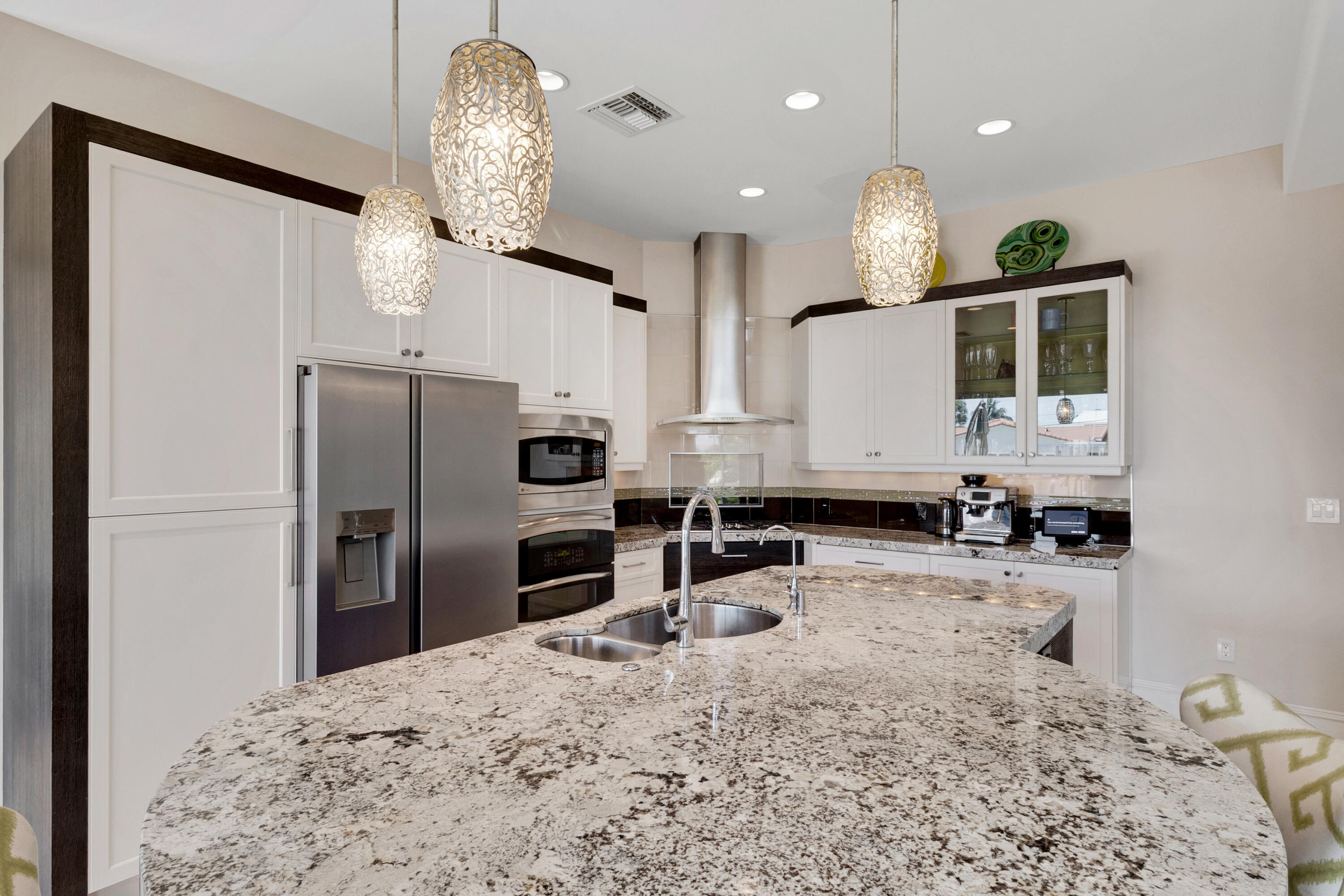 2461 SE 10th Pompano Beach, FL 33062