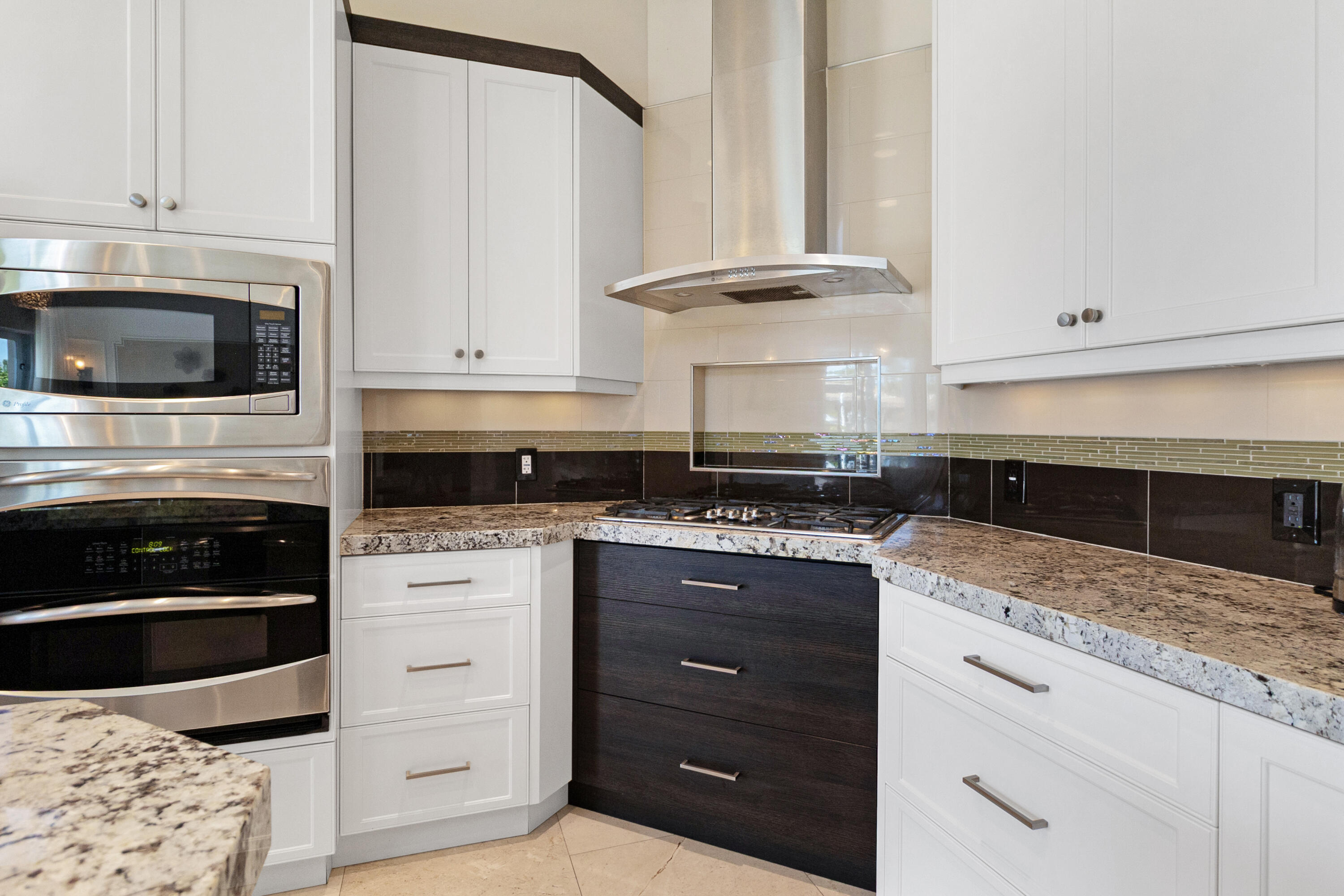 2461 SE 10th Pompano Beach, FL 33062