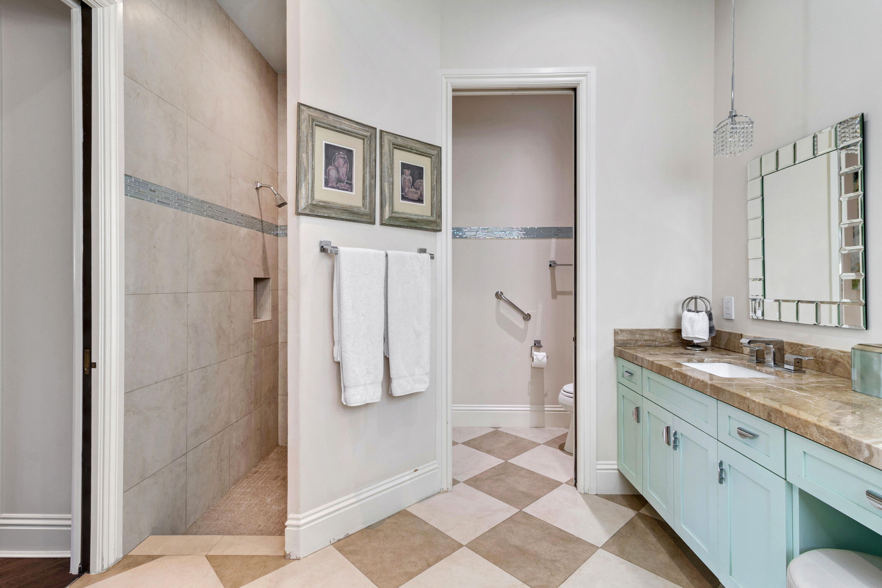 2461 SE 10th Pompano Beach, FL 33062