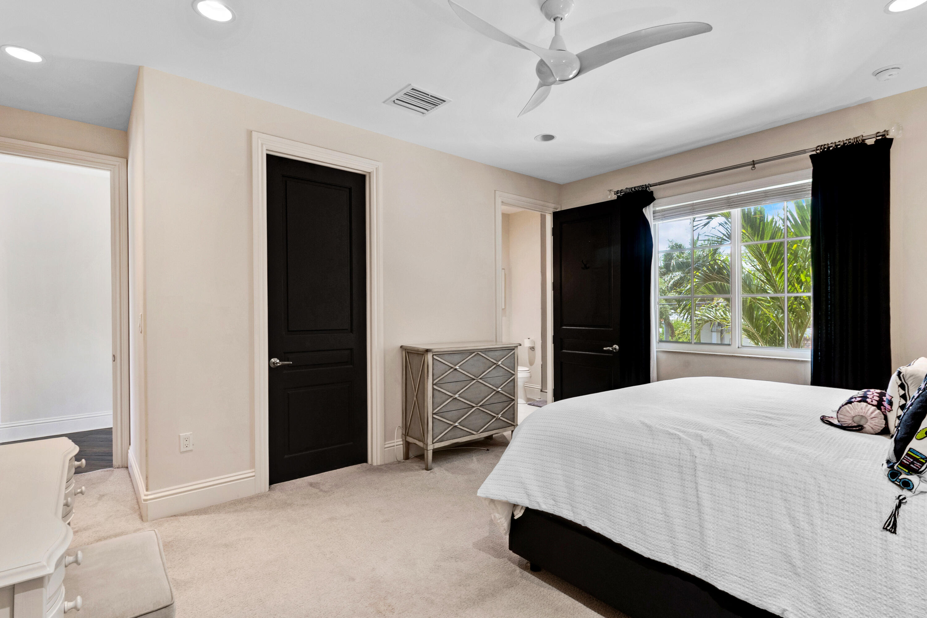 2461 SE 10th Pompano Beach, FL 33062