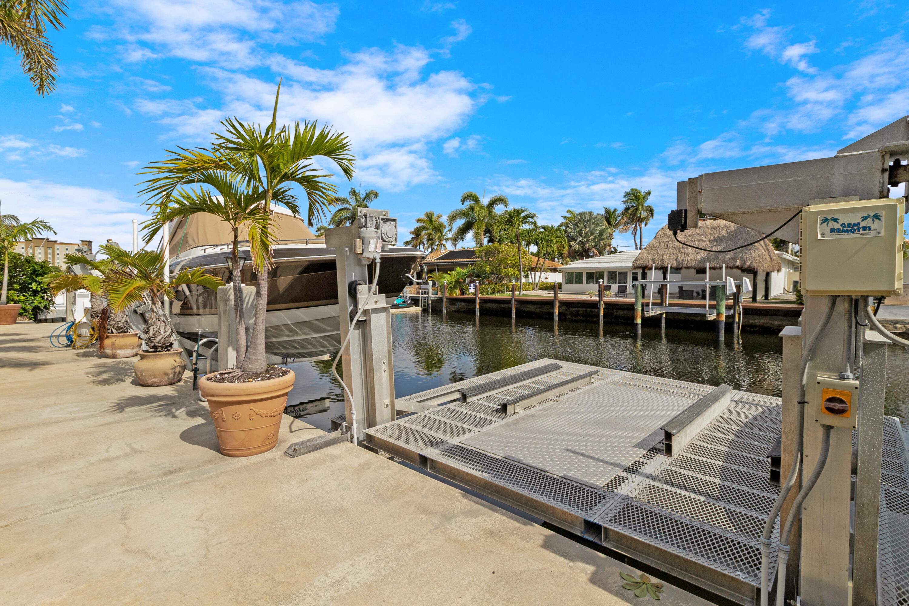 2461 SE 10th Pompano Beach, FL 33062