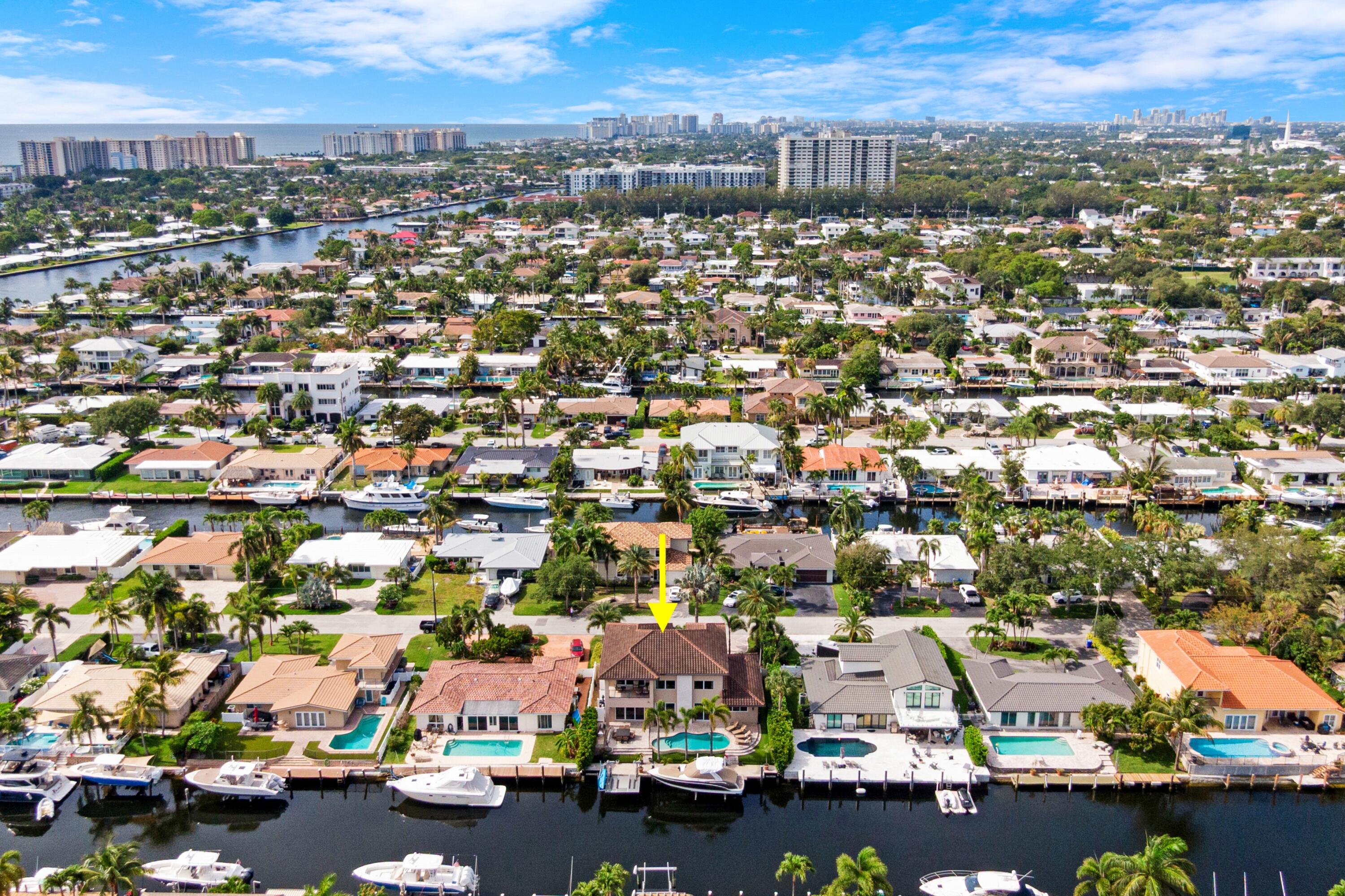 2461 SE 10th Pompano Beach, FL 33062
