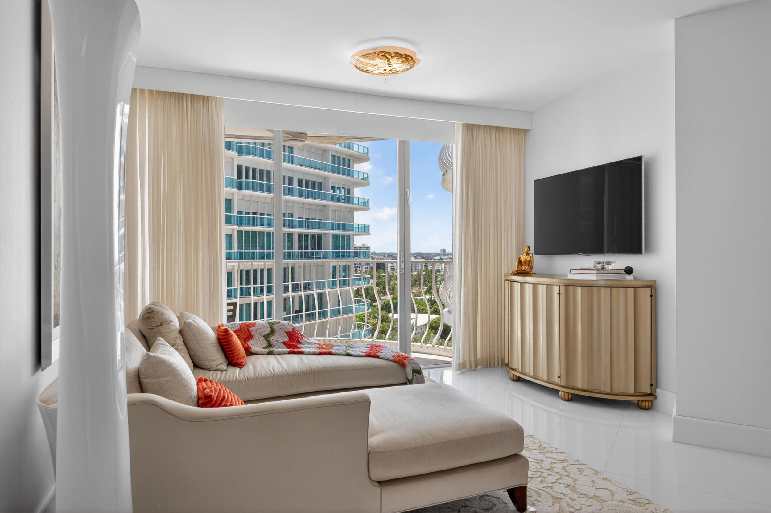 10155 Collins #1401 Bal Harbour, FL 33154