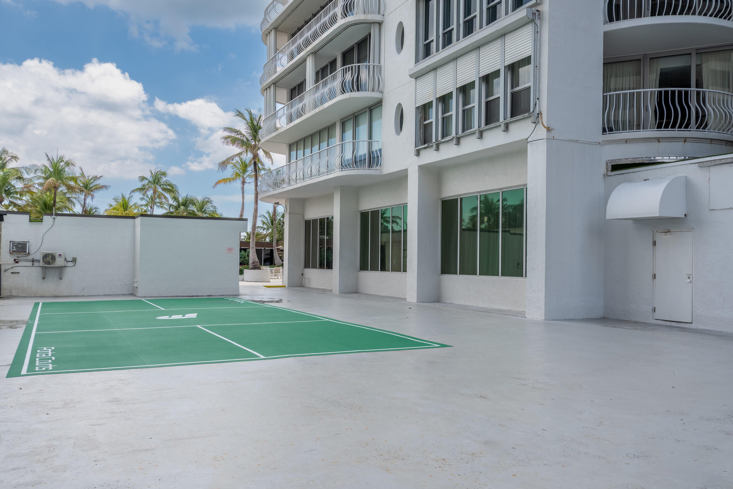 10155 Collins #1401 Bal Harbour, FL 33154