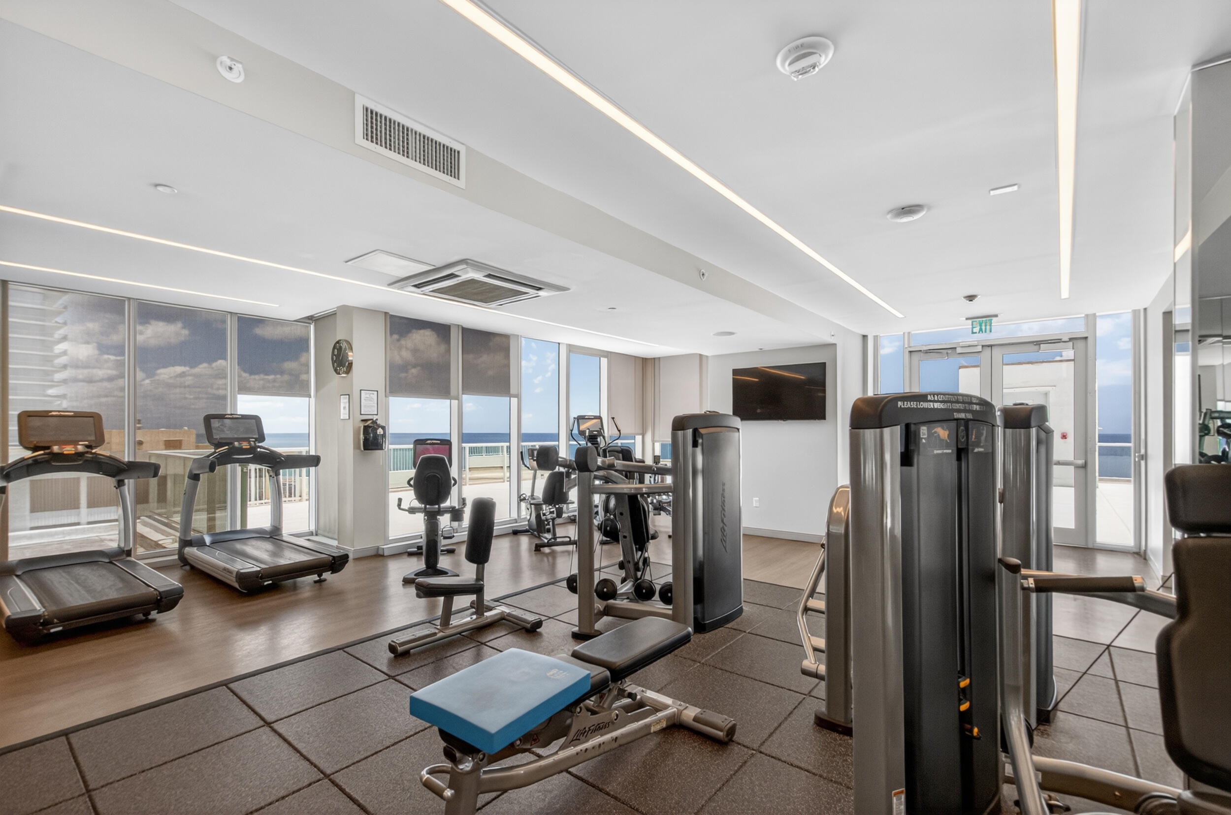 10155 Collins #1401 Bal Harbour, FL 33154