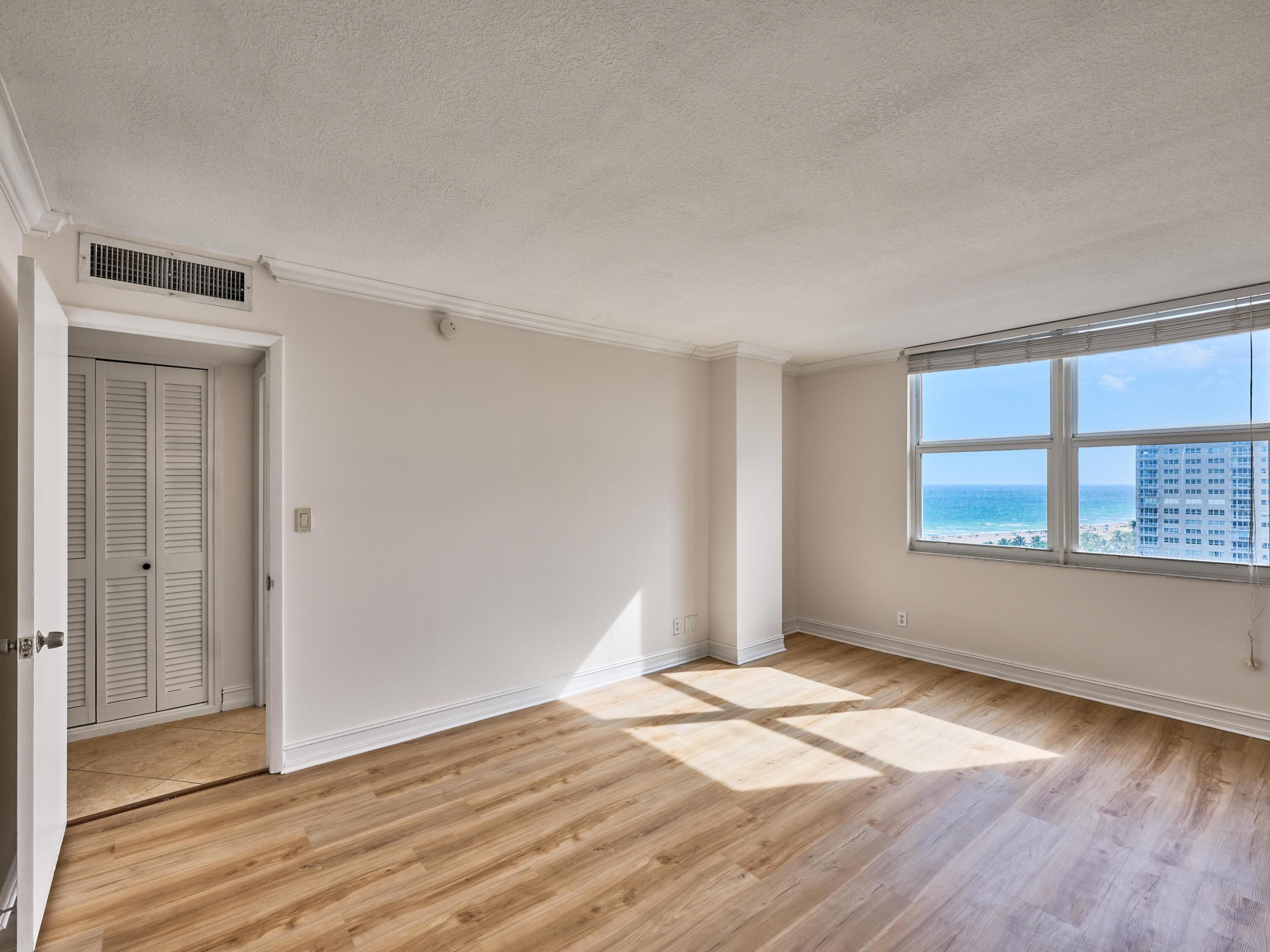 305 N Pompano Bch #1204 Pompano Beach, FL 33062