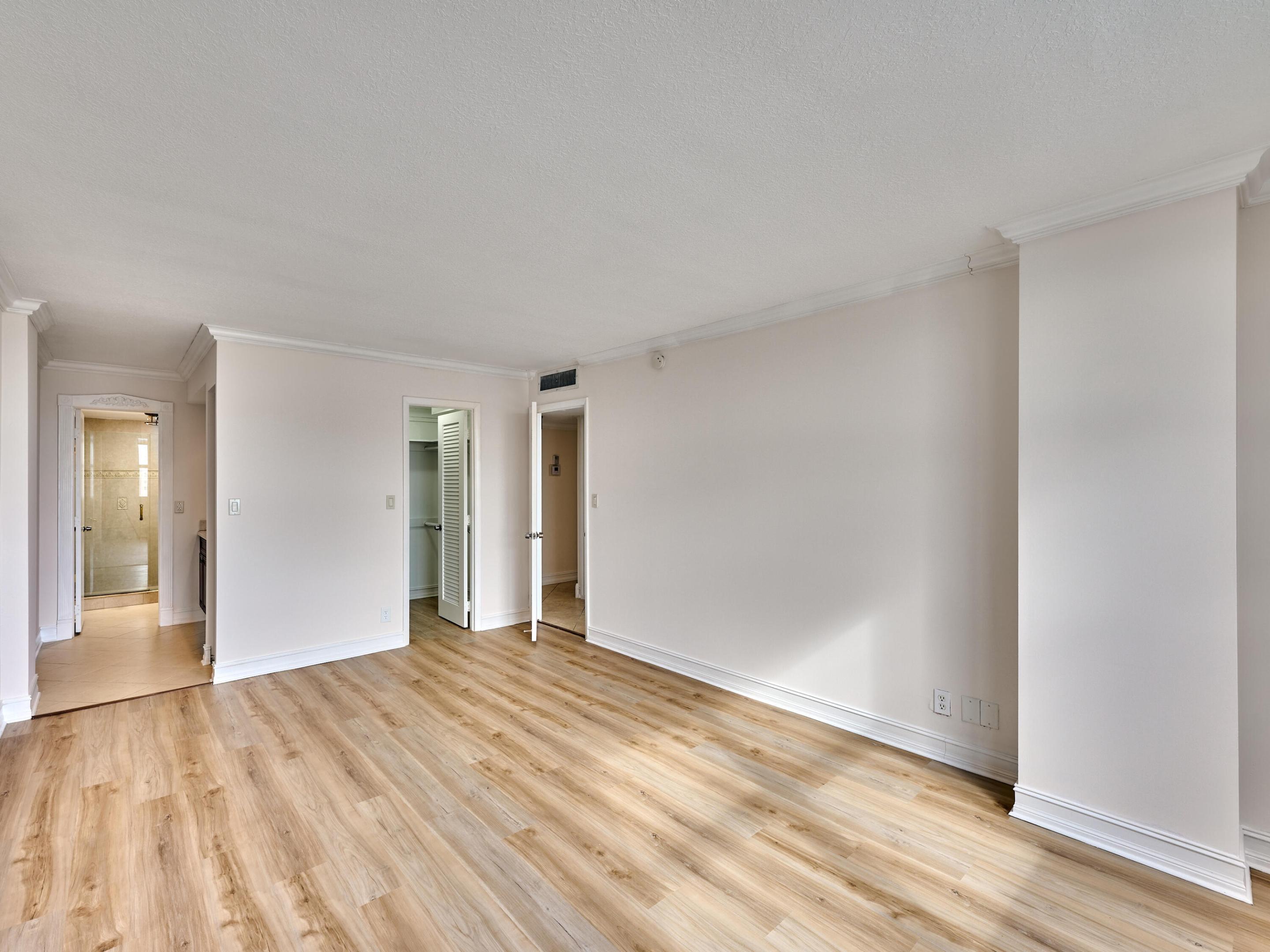 305 N Pompano Bch #1204 Pompano Beach, FL 33062