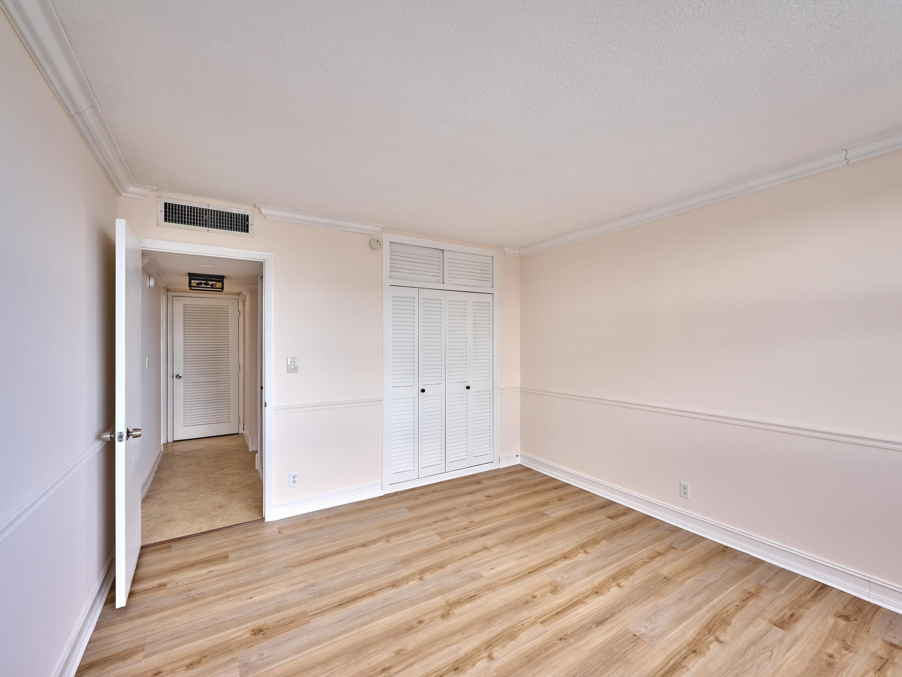 305 N Pompano Bch #1204 Pompano Beach, FL 33062