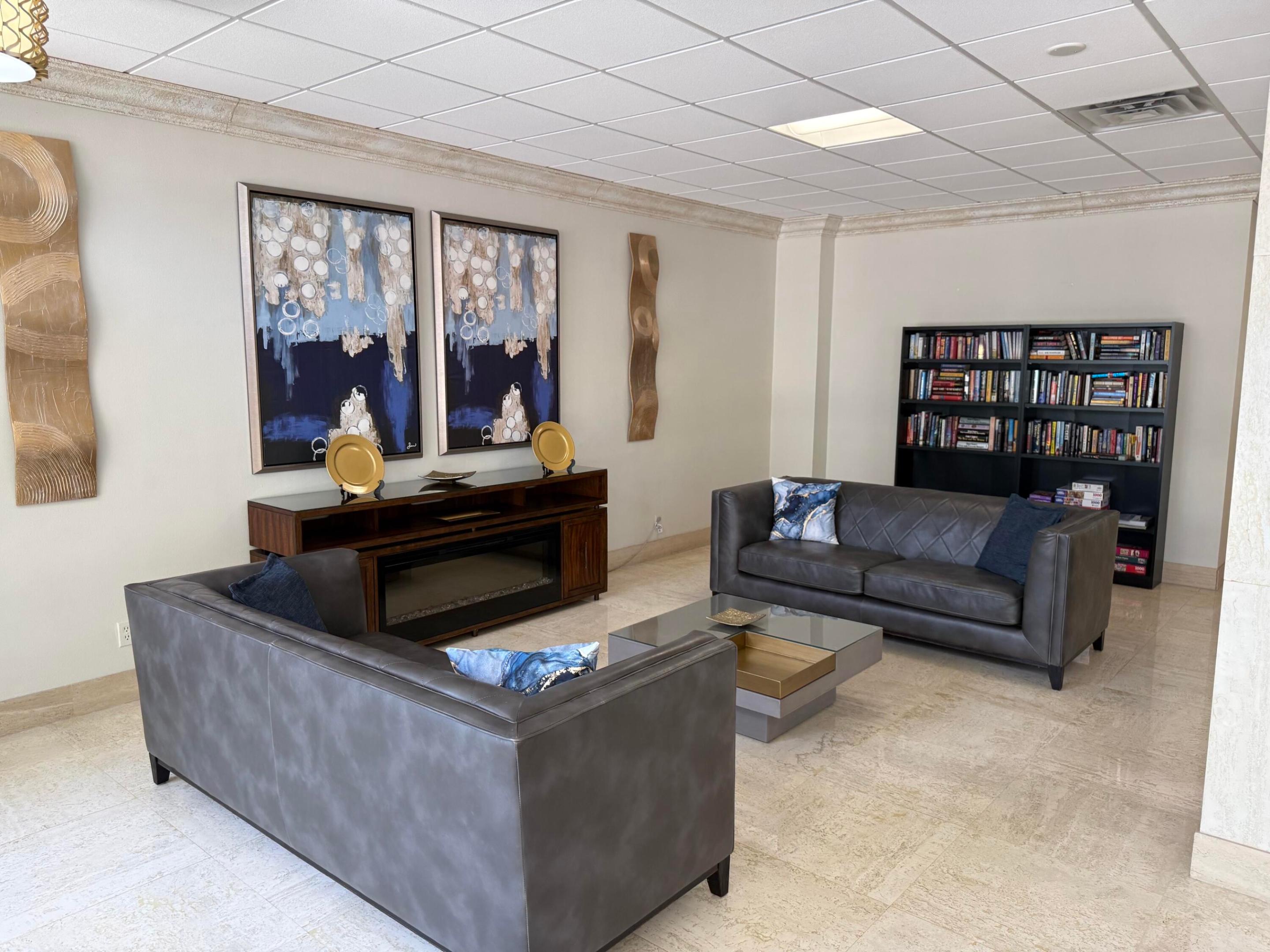 305 N Pompano Bch #1204 Pompano Beach, FL 33062