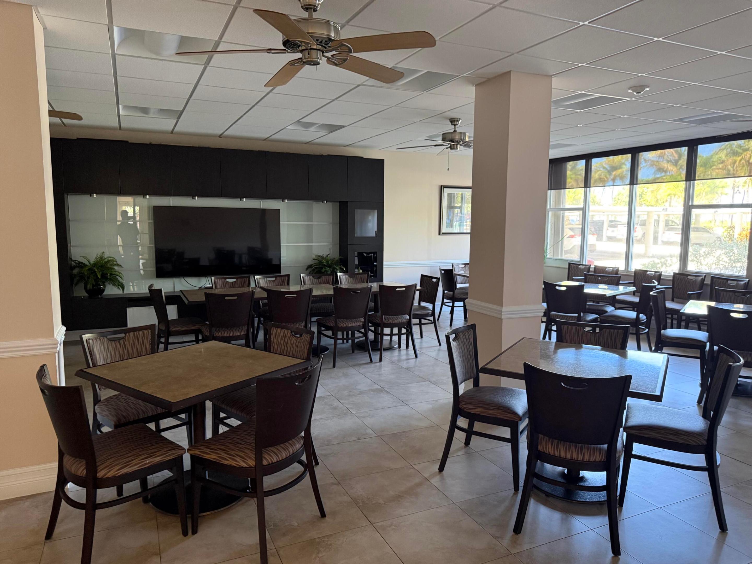 305 N Pompano Bch #1204 Pompano Beach, FL 33062