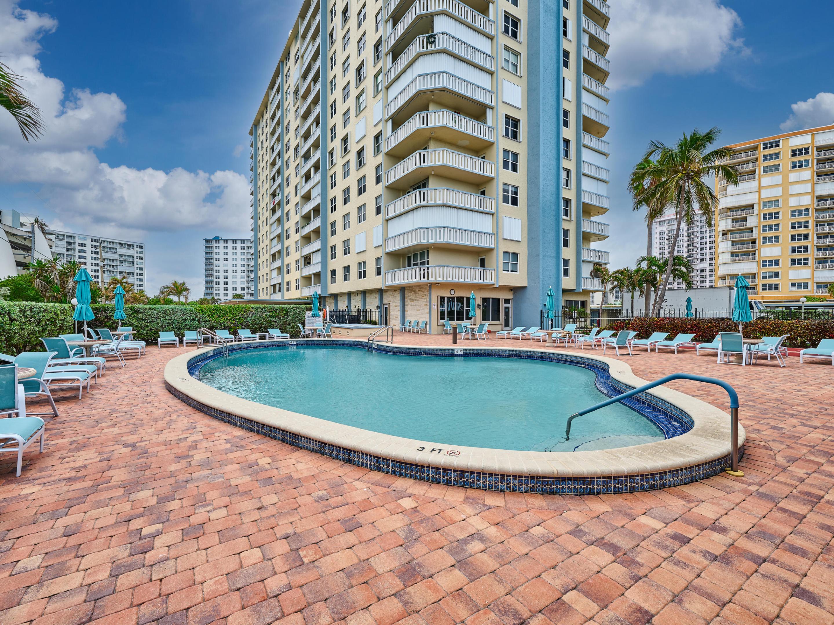305 N Pompano Bch #1204 Pompano Beach, FL 33062