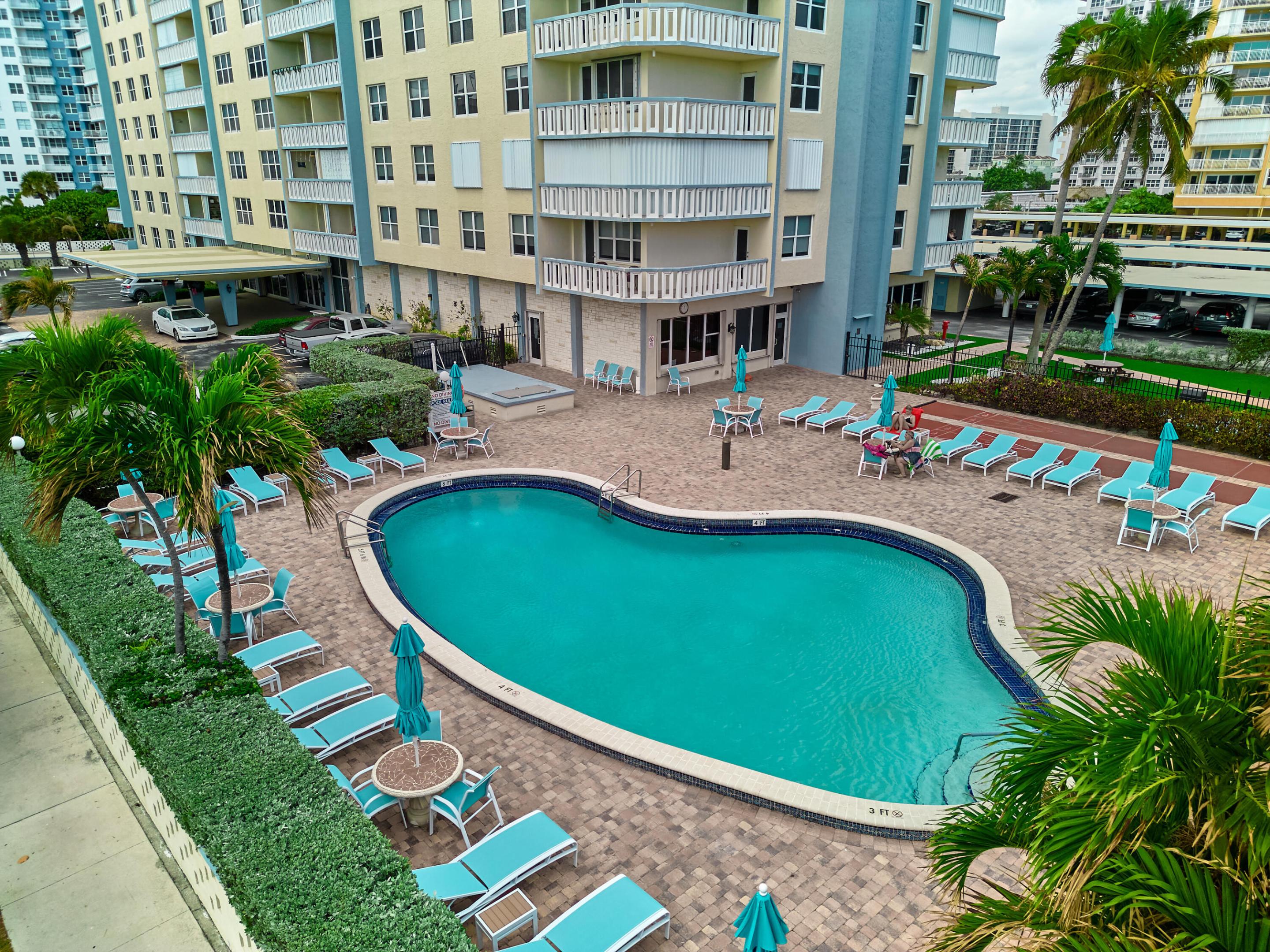 305 N Pompano Bch #1204 Pompano Beach, FL 33062