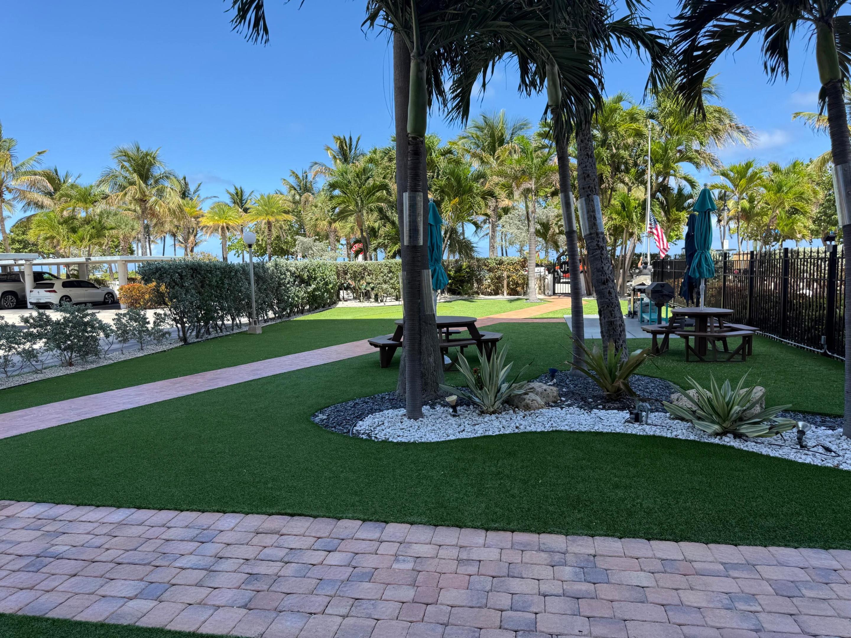 305 N Pompano Bch #1204 Pompano Beach, FL 33062