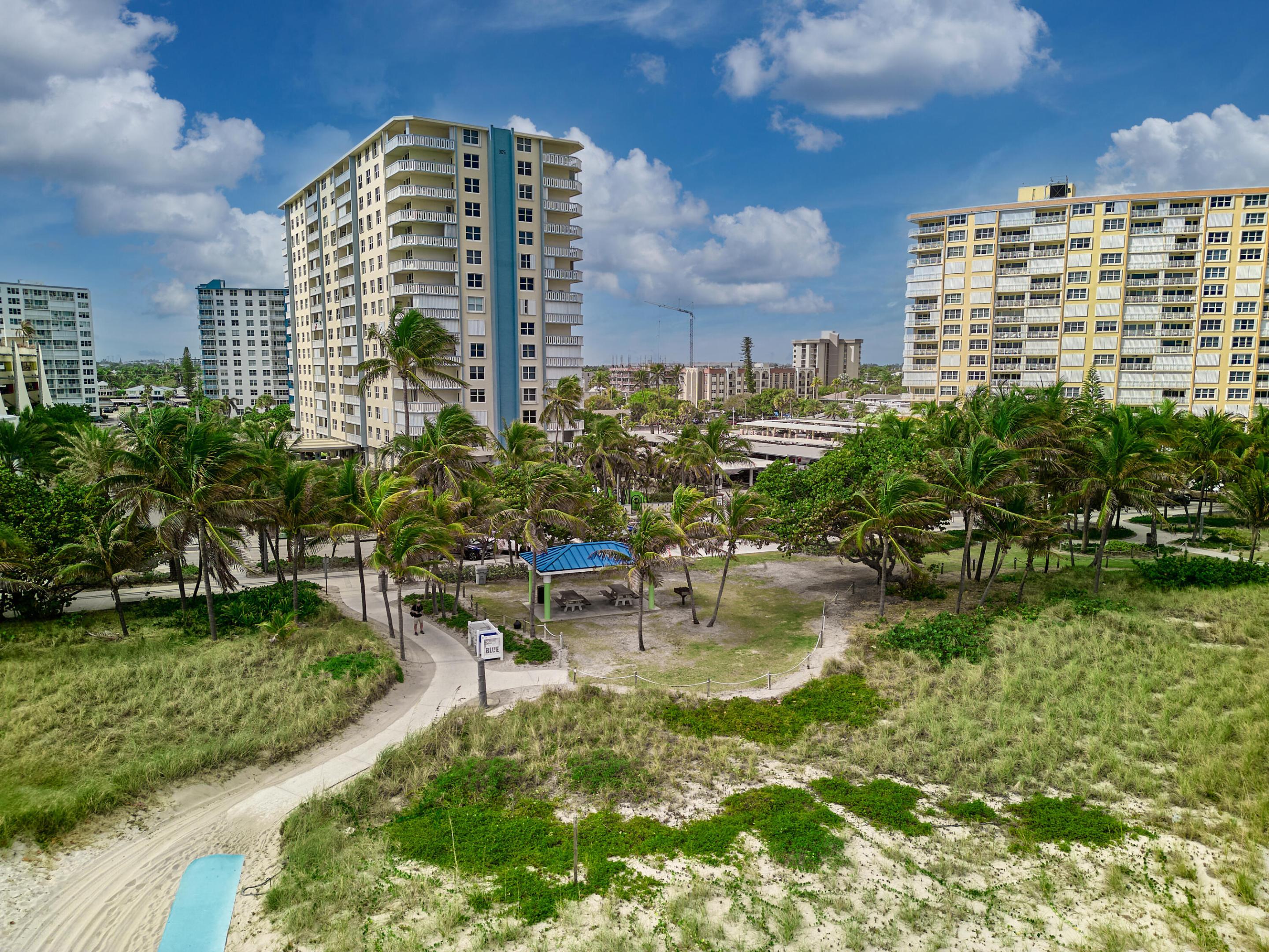 305 N Pompano Bch #1204 Pompano Beach, FL 33062