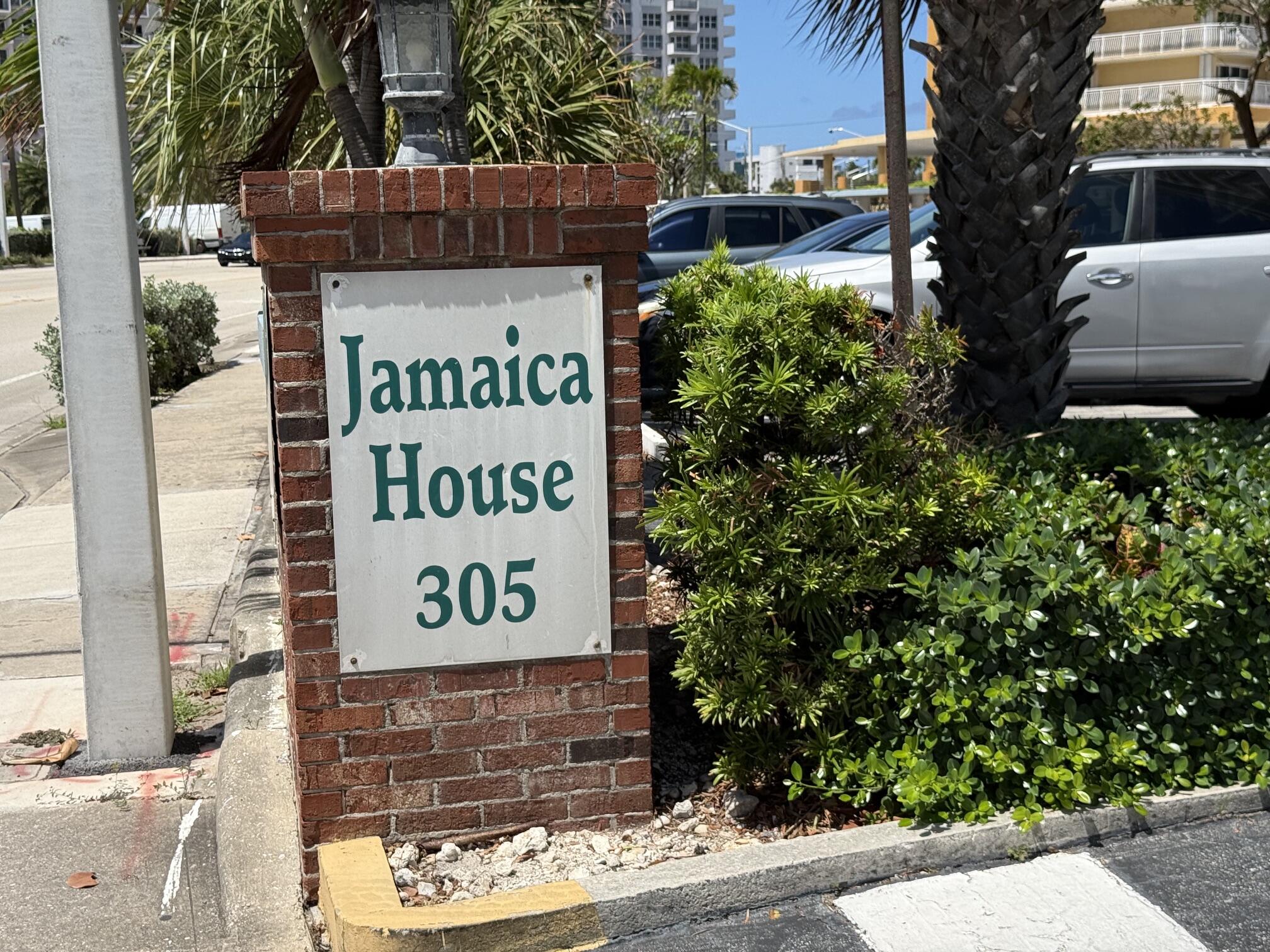 305 N Pompano Bch #1204 Pompano Beach, FL 33062