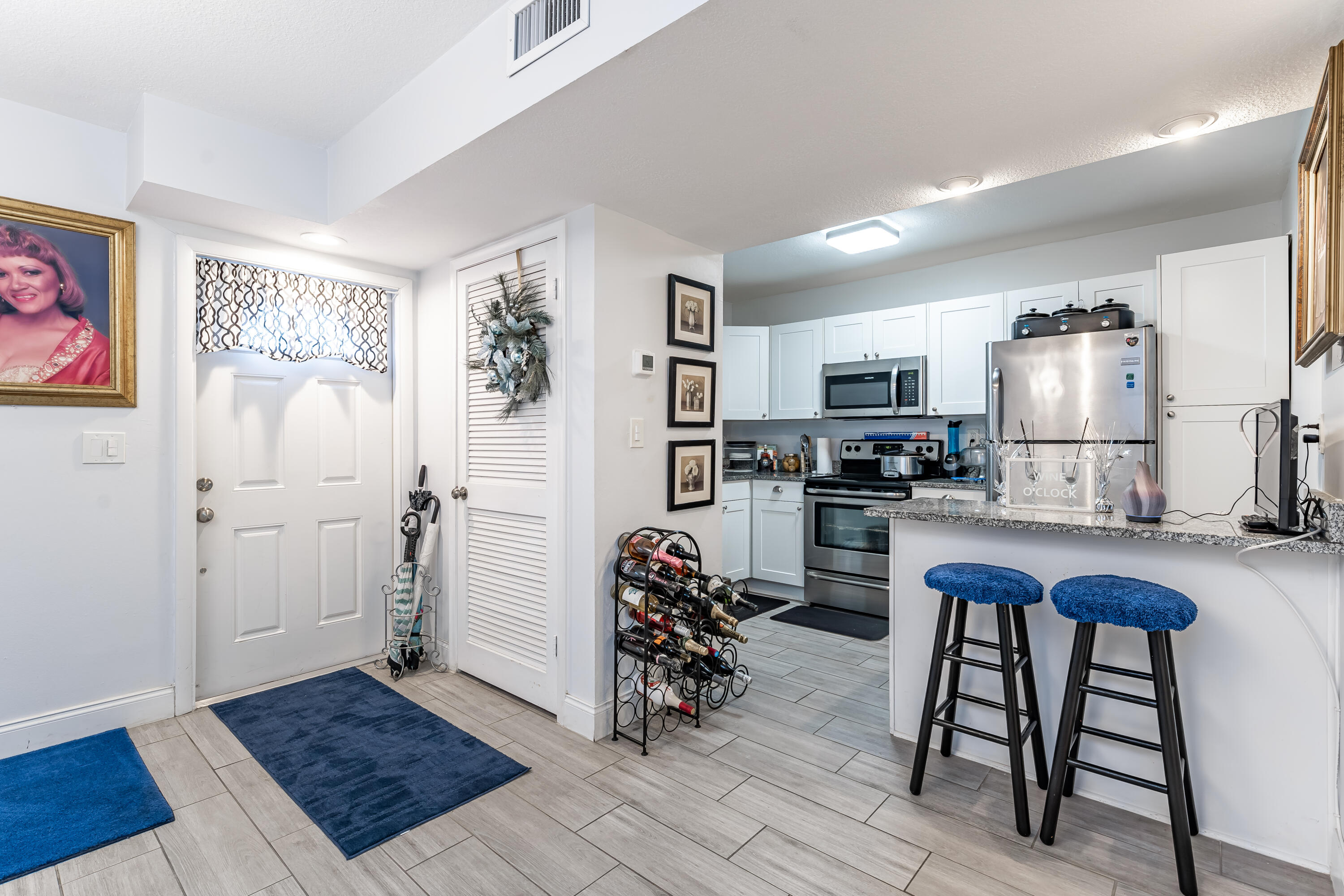 8911 S Hollybrook #306 Pembroke Pines, FL 33025