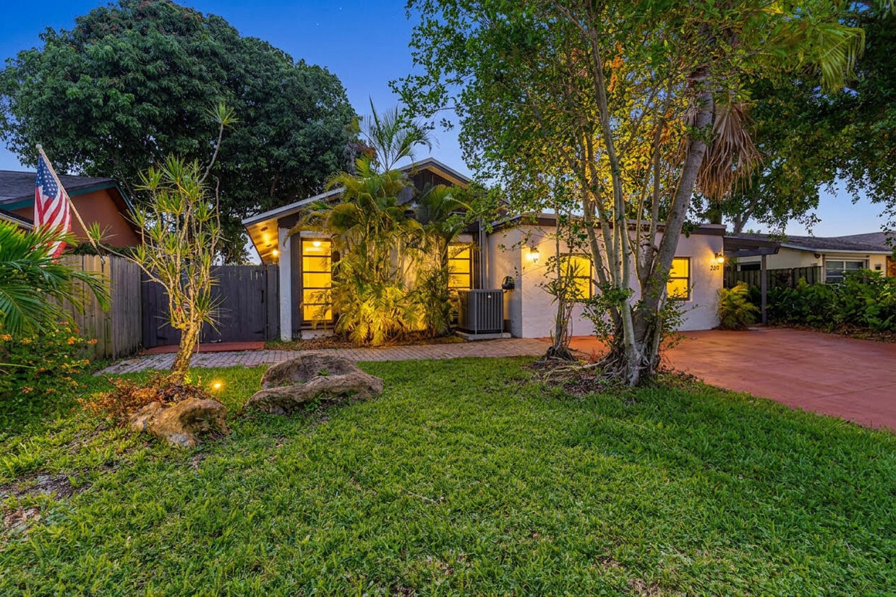358 SW 32nd