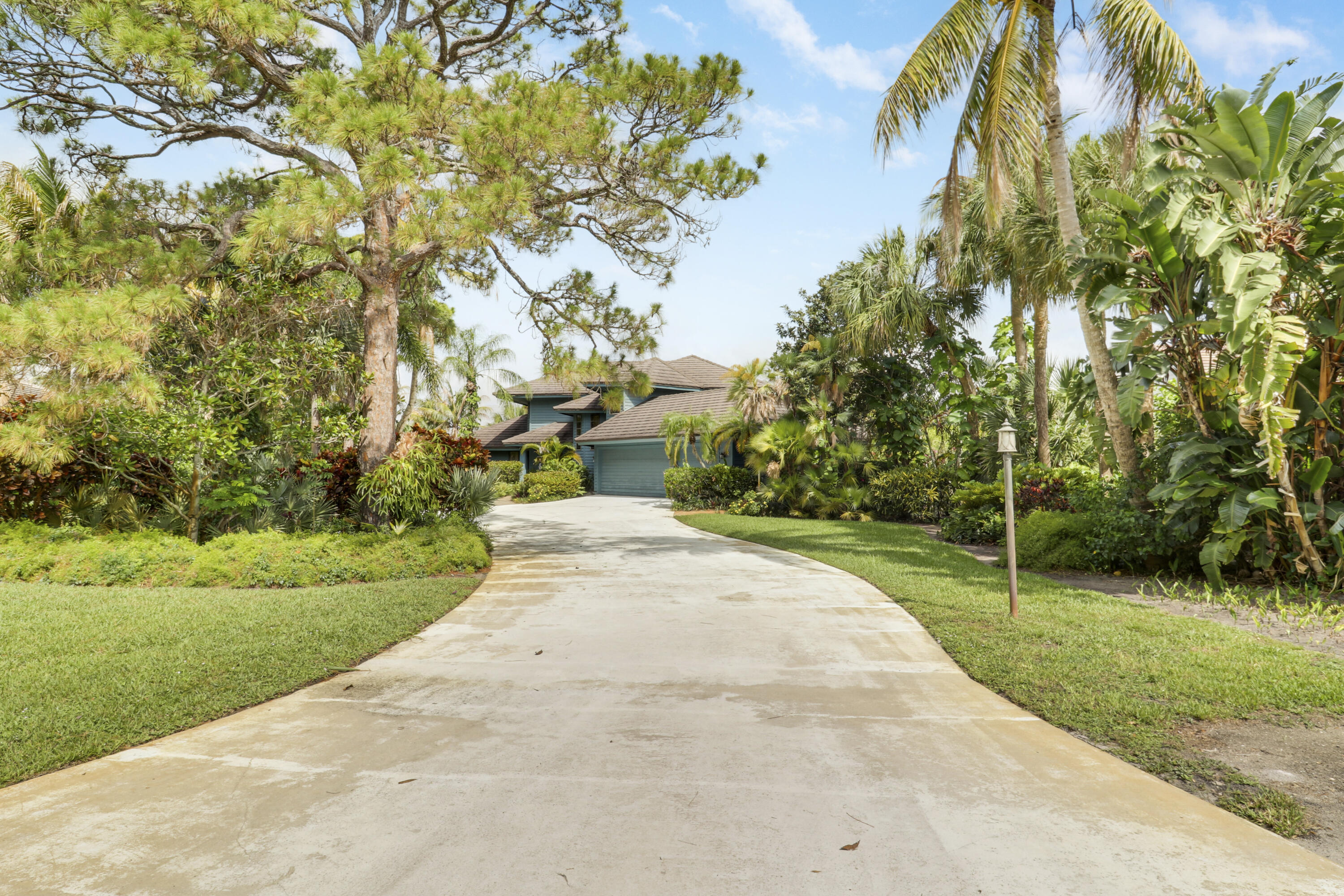 18791 SE River Rdg Jupiter, FL 33469