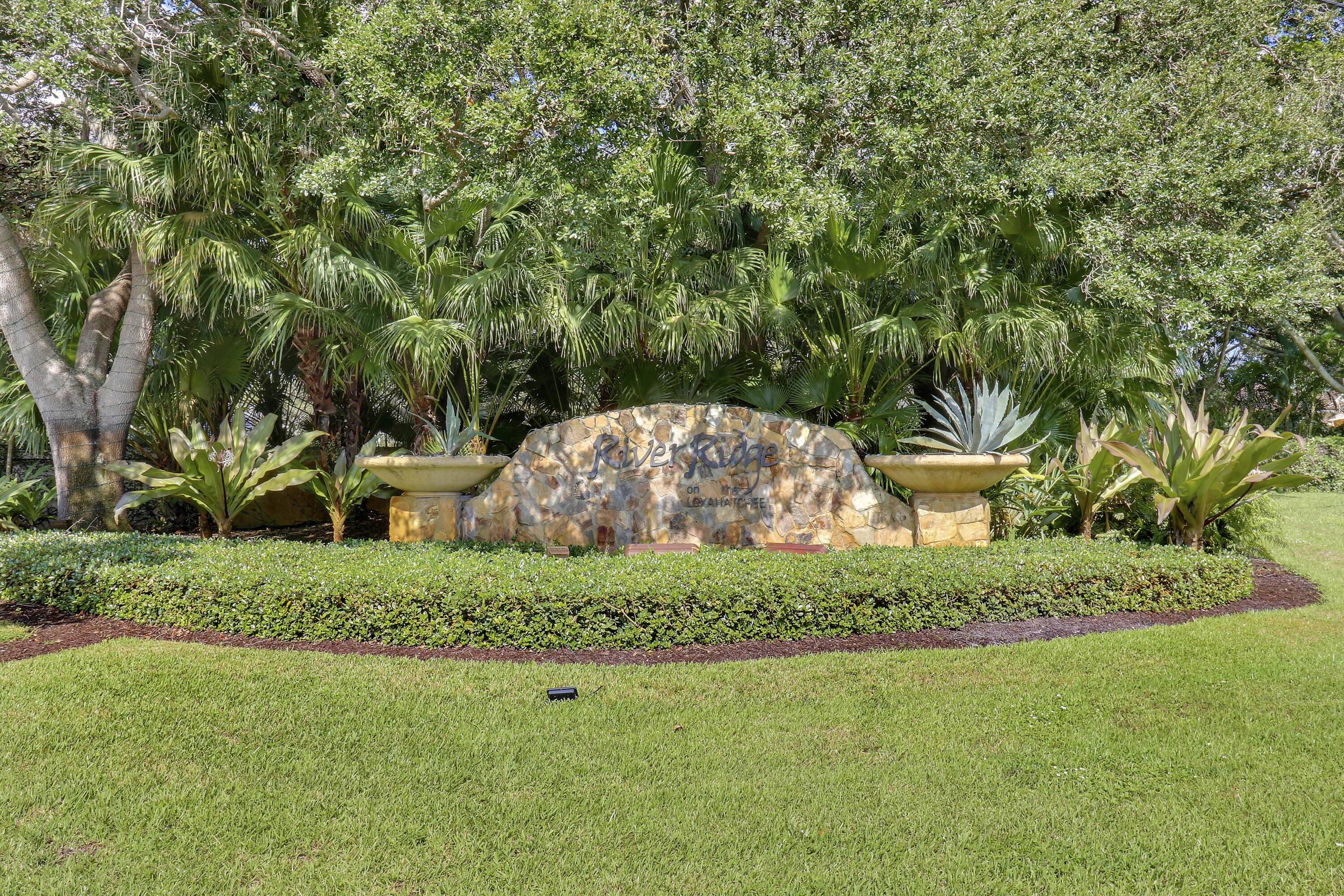 18791 SE River Rdg Jupiter, FL 33469