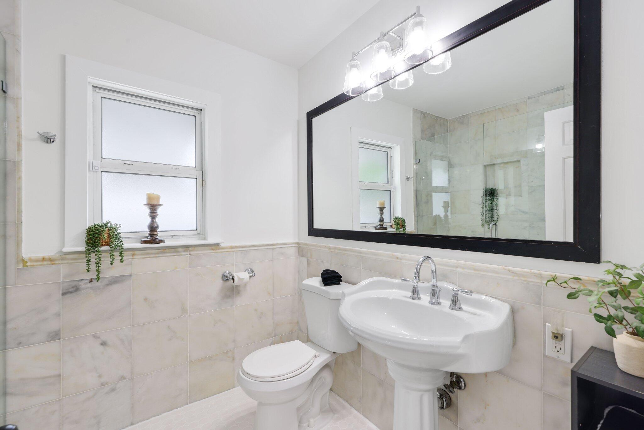 744 Sunset West Palm Beach, FL 33401