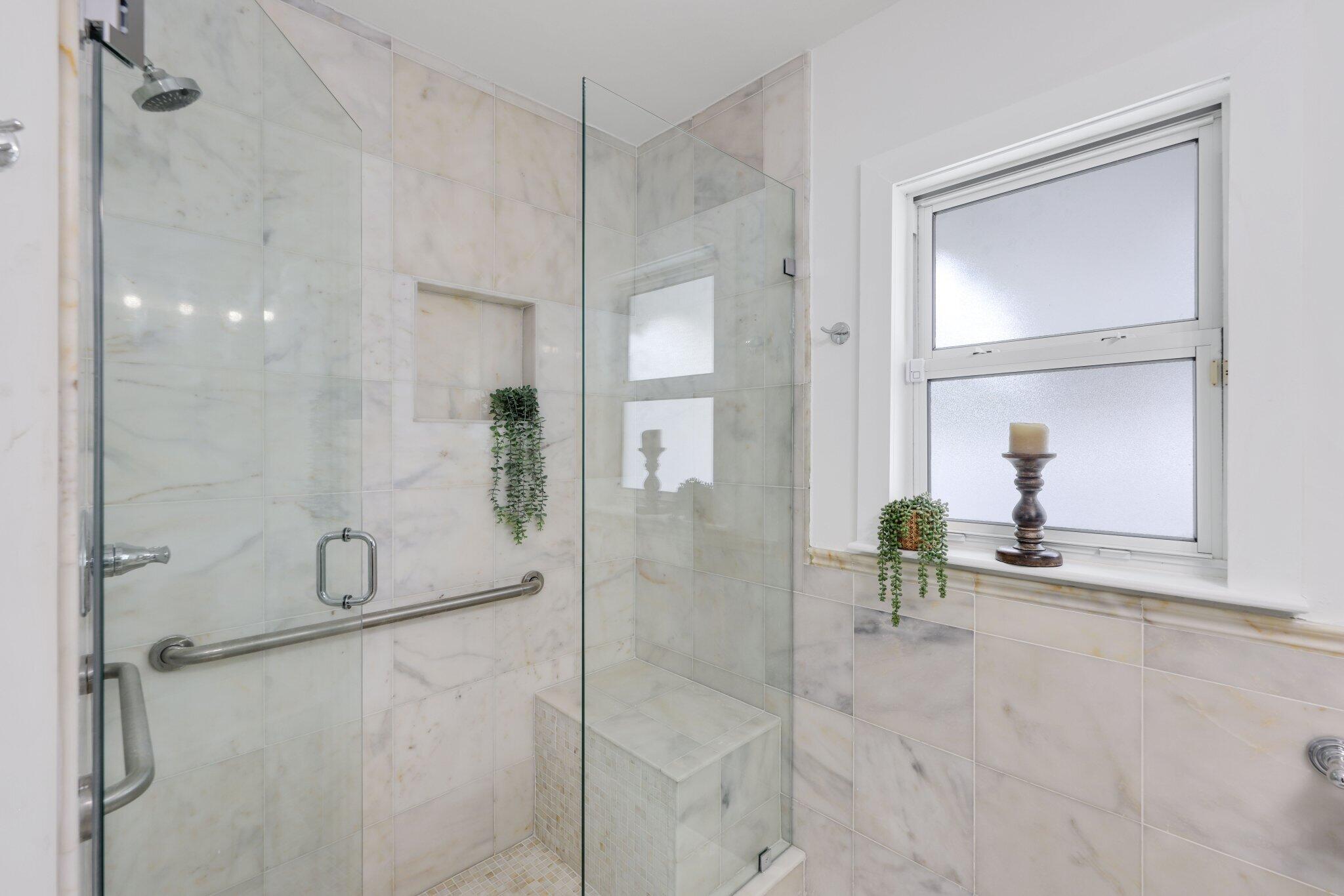744 Sunset West Palm Beach, FL 33401