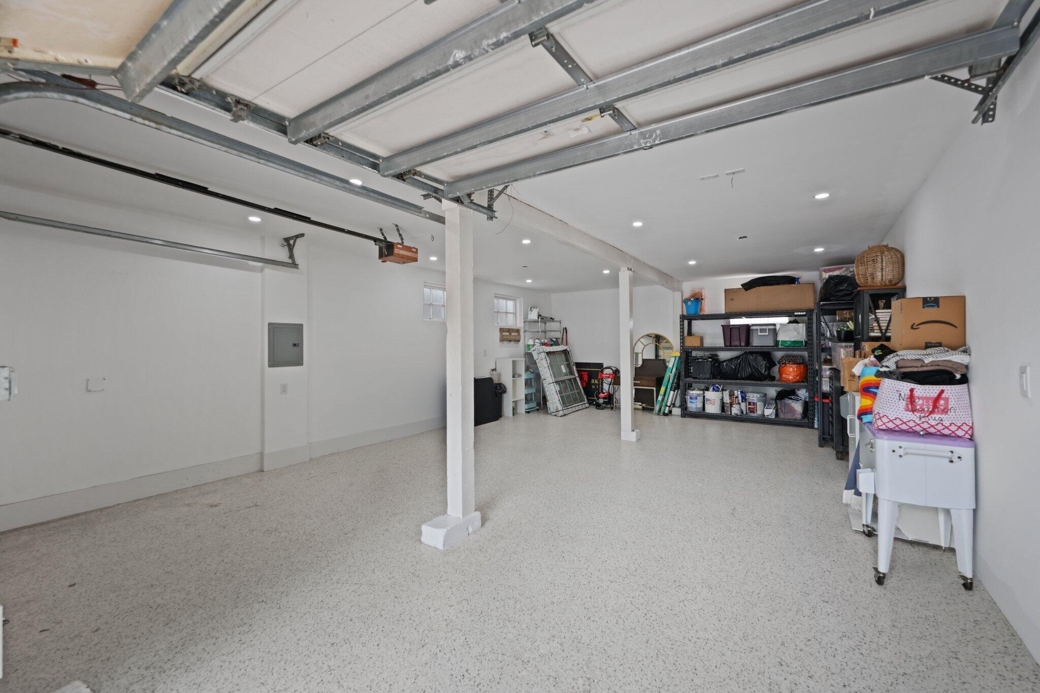 744 Sunset West Palm Beach, FL 33401