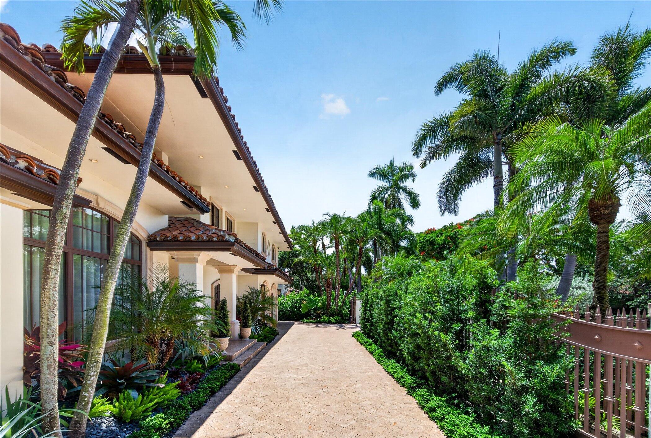 2740 NE 17th Fort Lauderdale, FL 33305