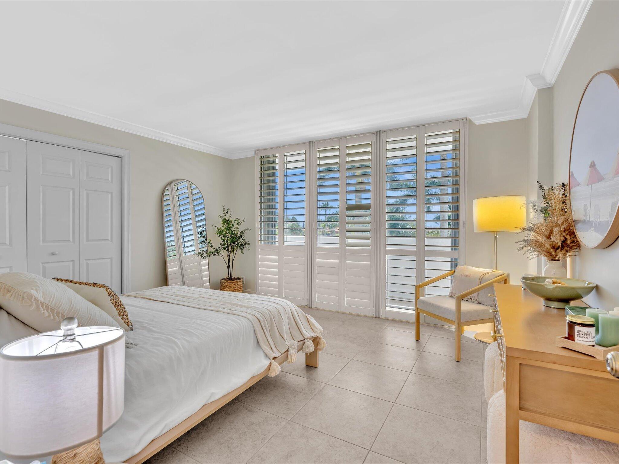 4300 N Ocean #2D Fort Lauderdale, FL 33308