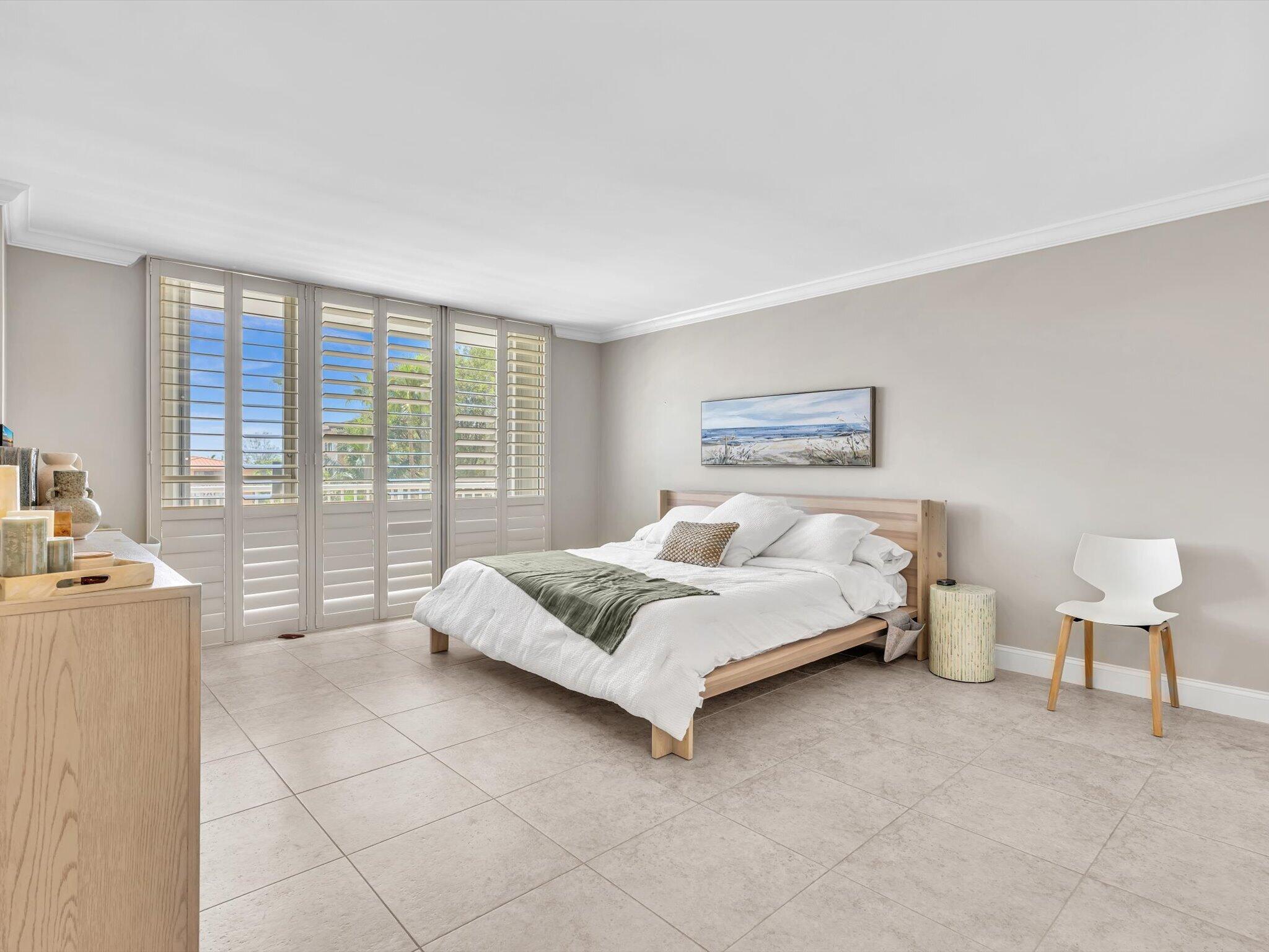 4300 N Ocean #2D Fort Lauderdale, FL 33308