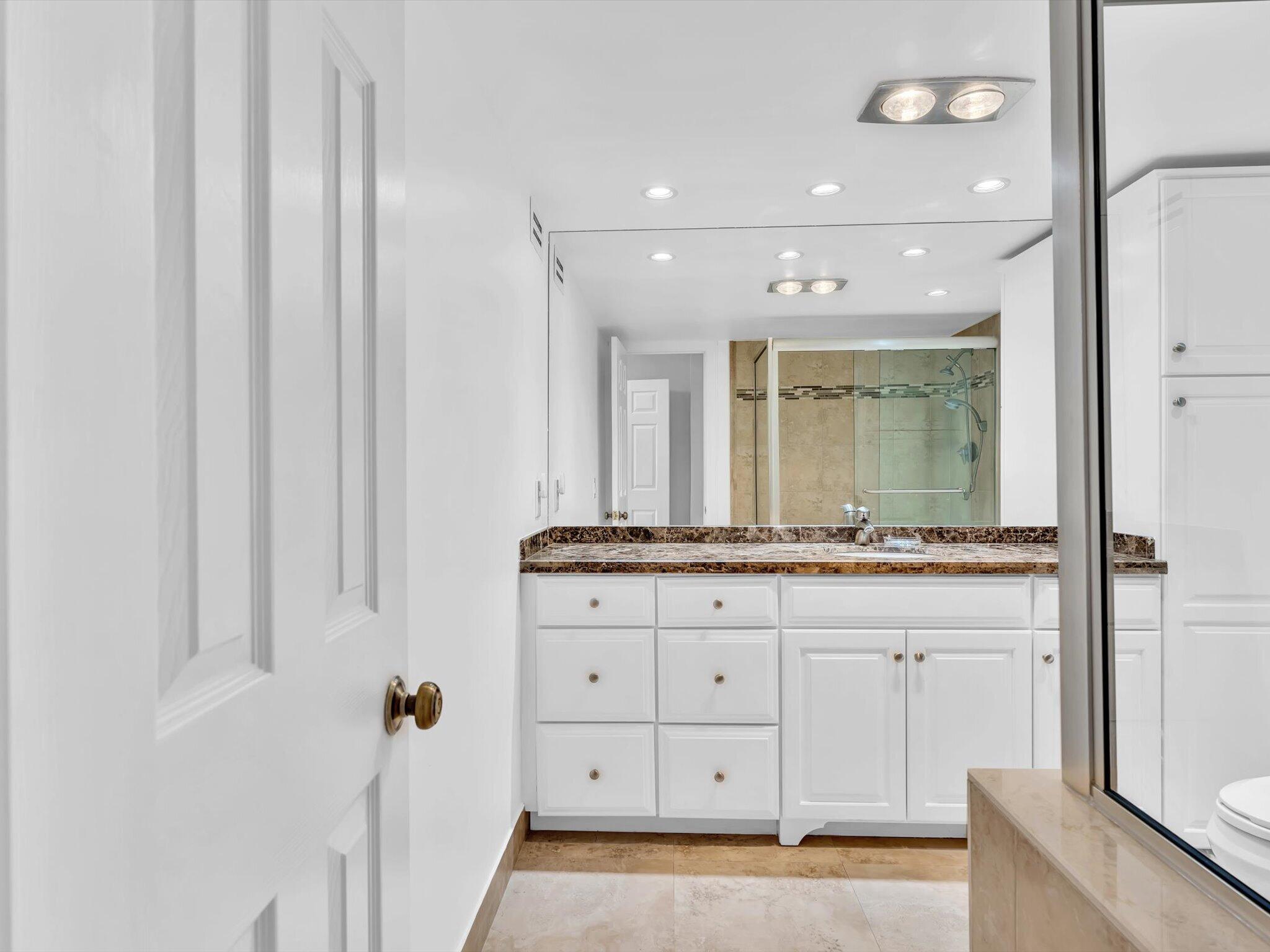4300 N Ocean #2D Fort Lauderdale, FL 33308