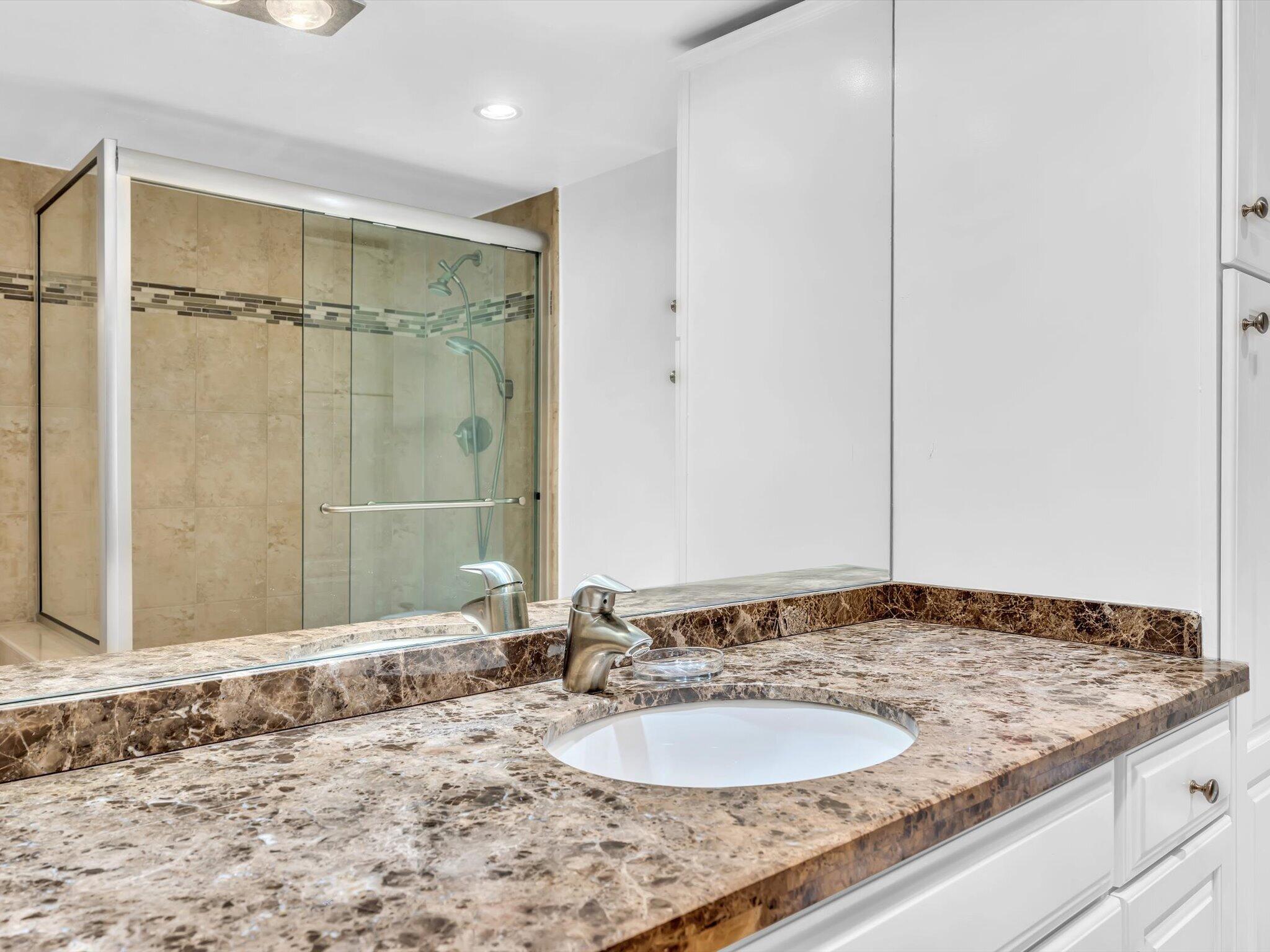4300 N Ocean #2D Fort Lauderdale, FL 33308