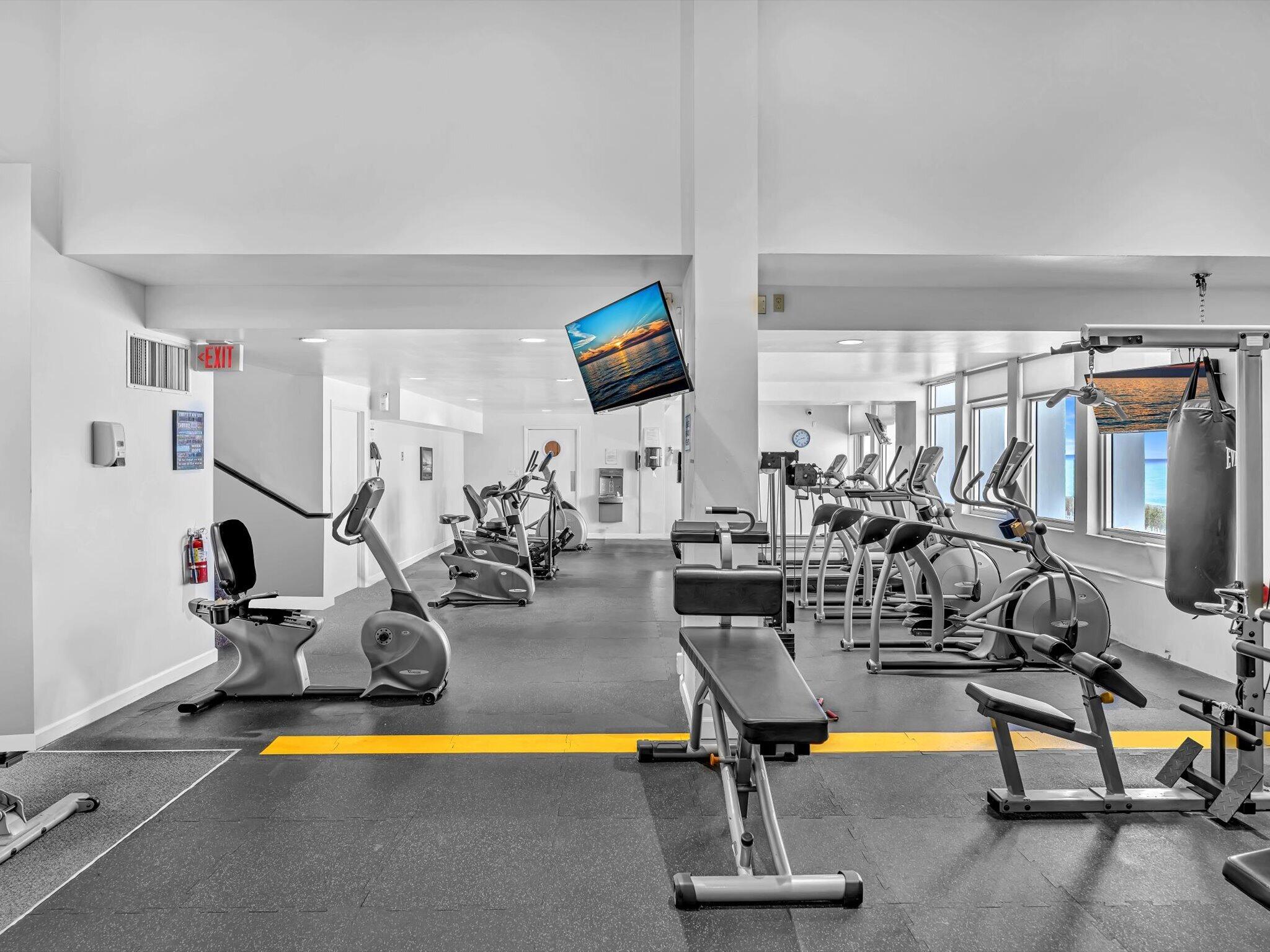 4300 N Ocean #2D Fort Lauderdale, FL 33308