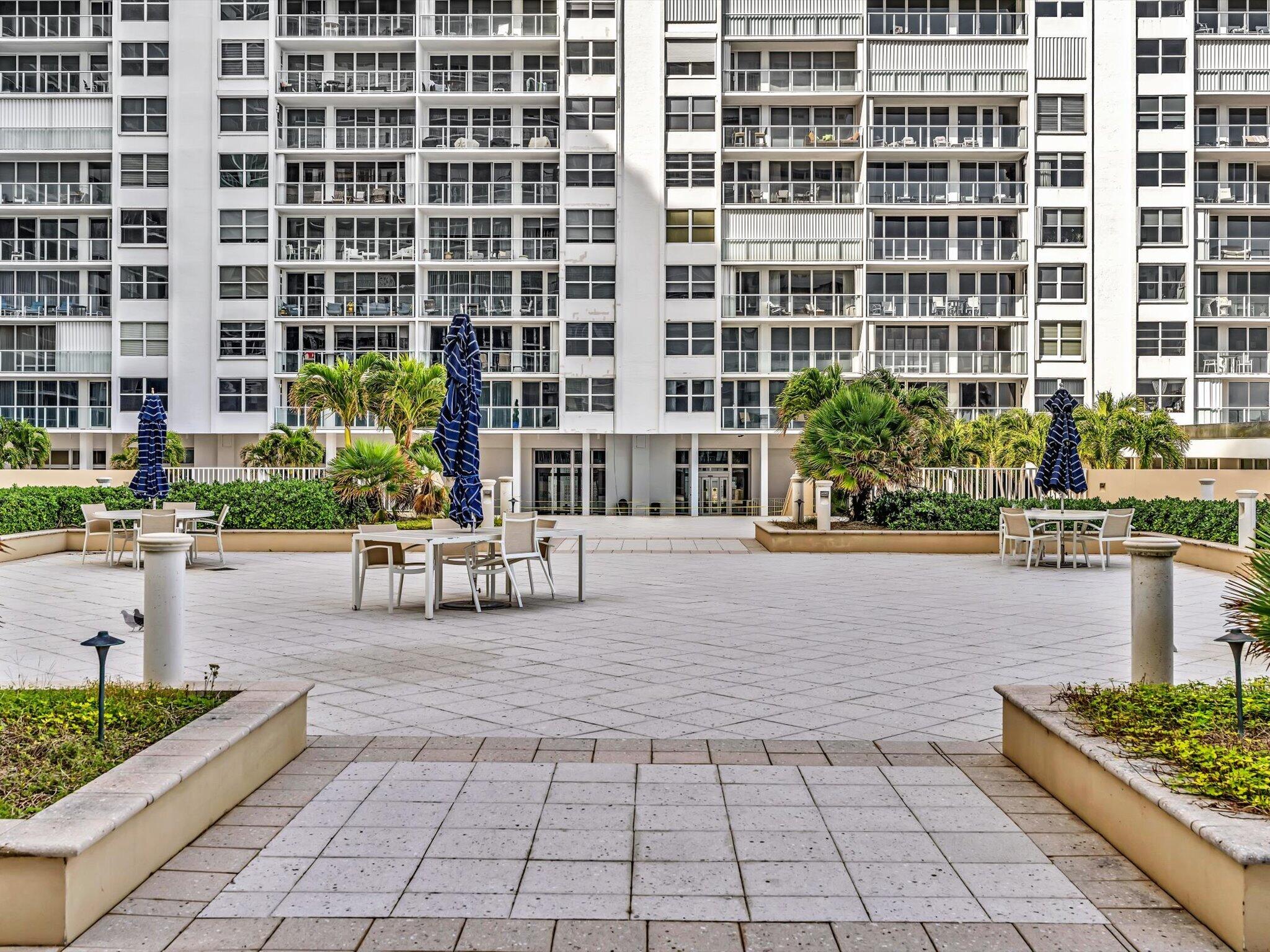 4300 N Ocean #2D Fort Lauderdale, FL 33308