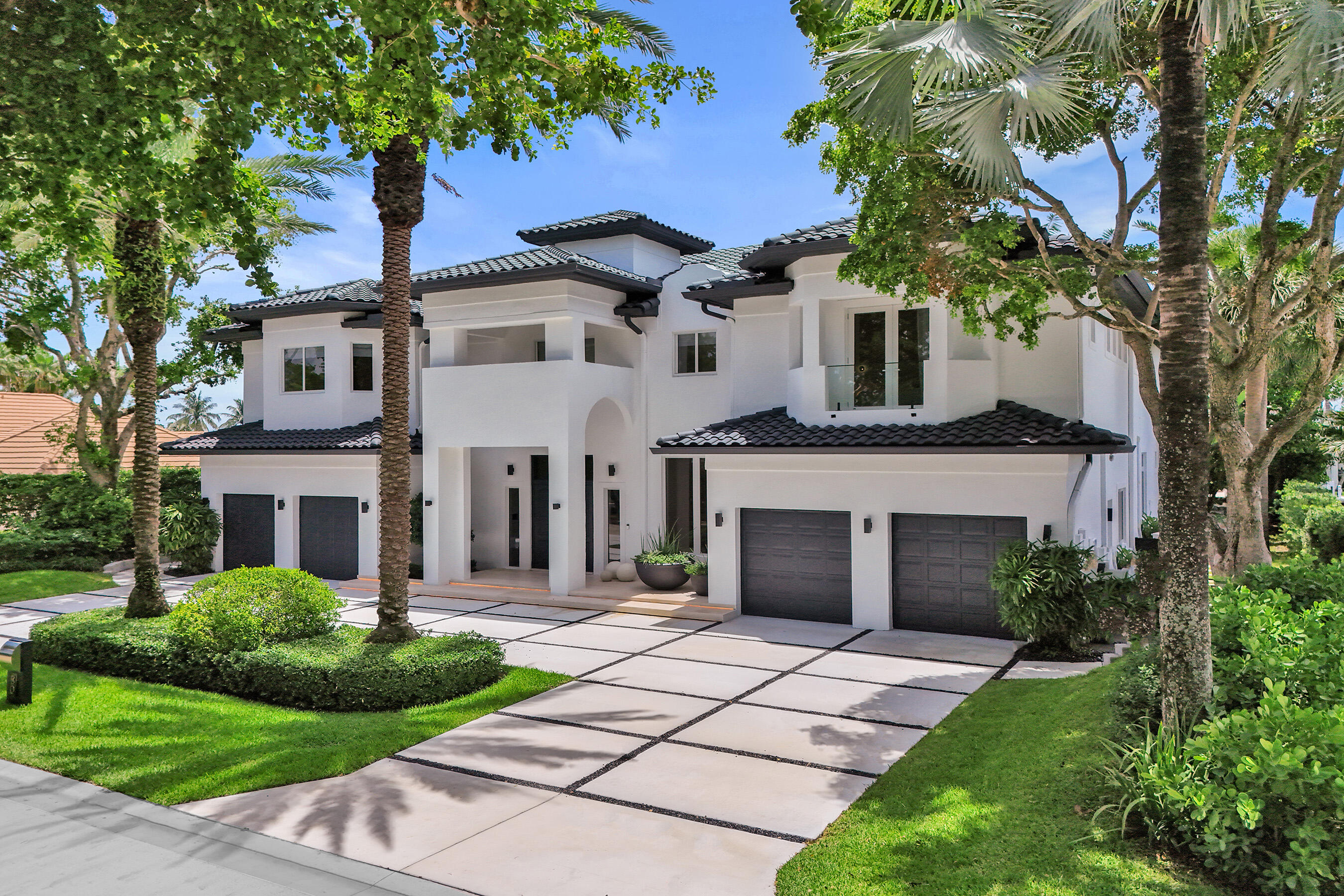 30 S Compass Fort Lauderdale, FL 33308