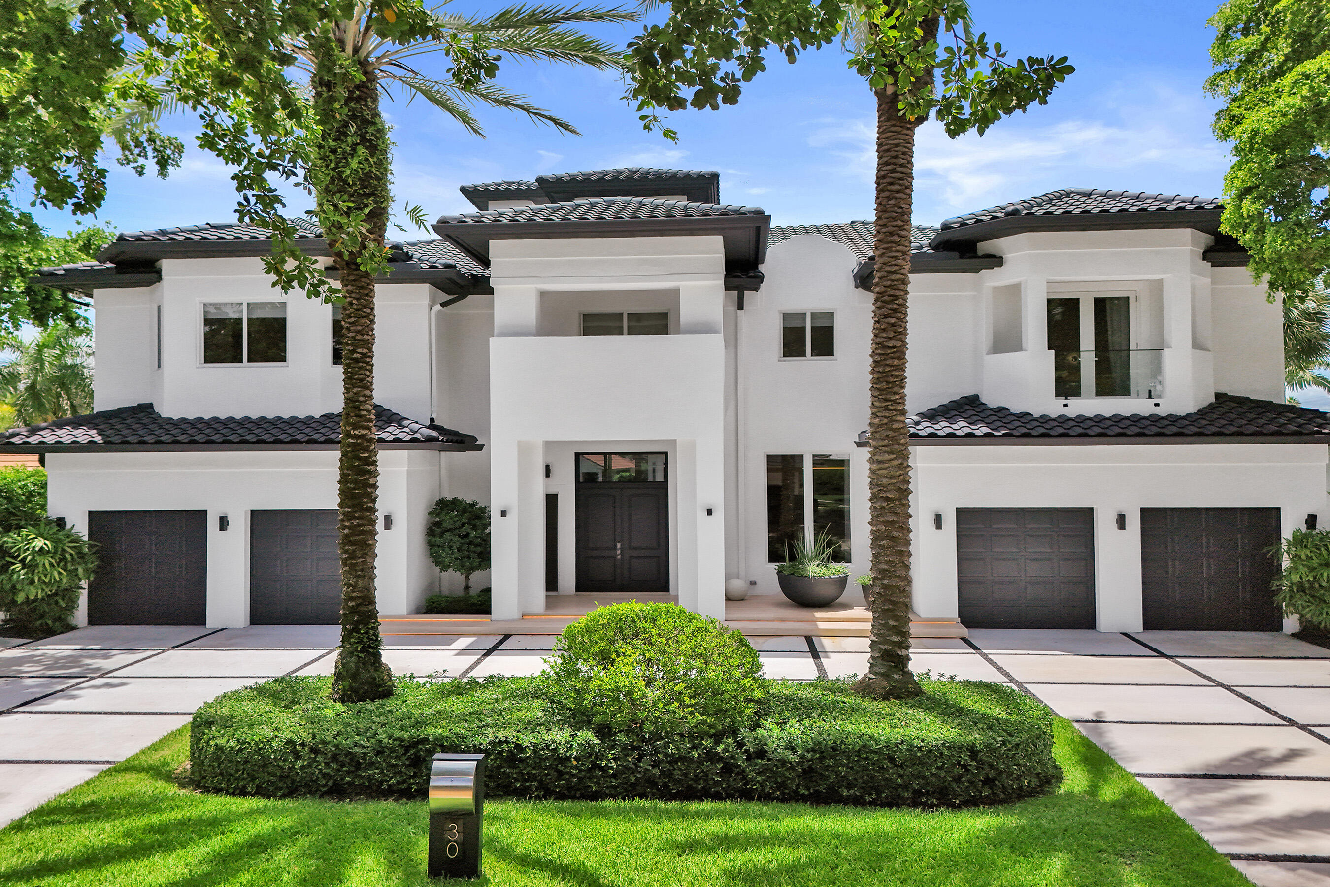 30 S Compass Fort Lauderdale, FL 33308
