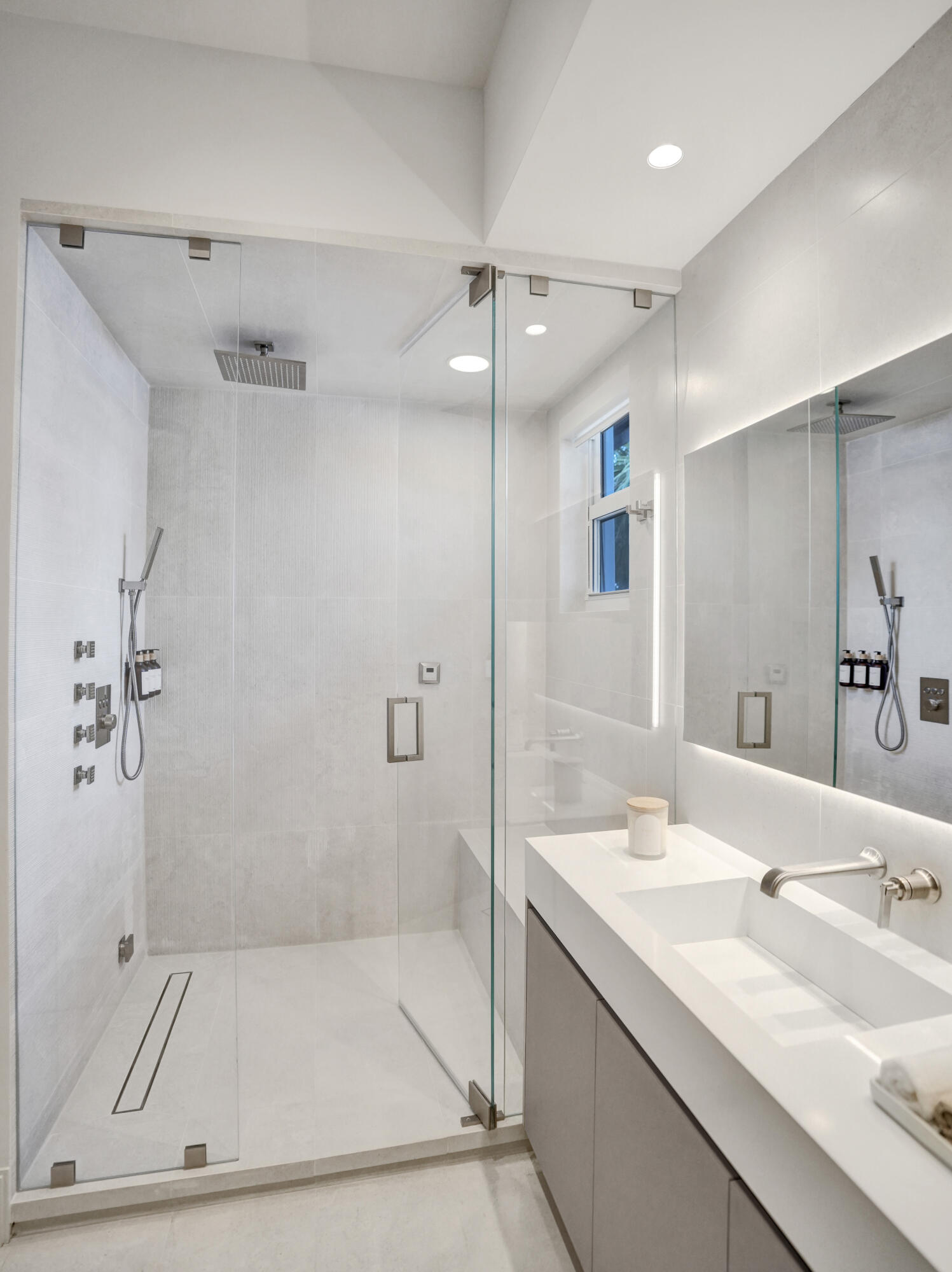 30 S Compass Fort Lauderdale, FL 33308
