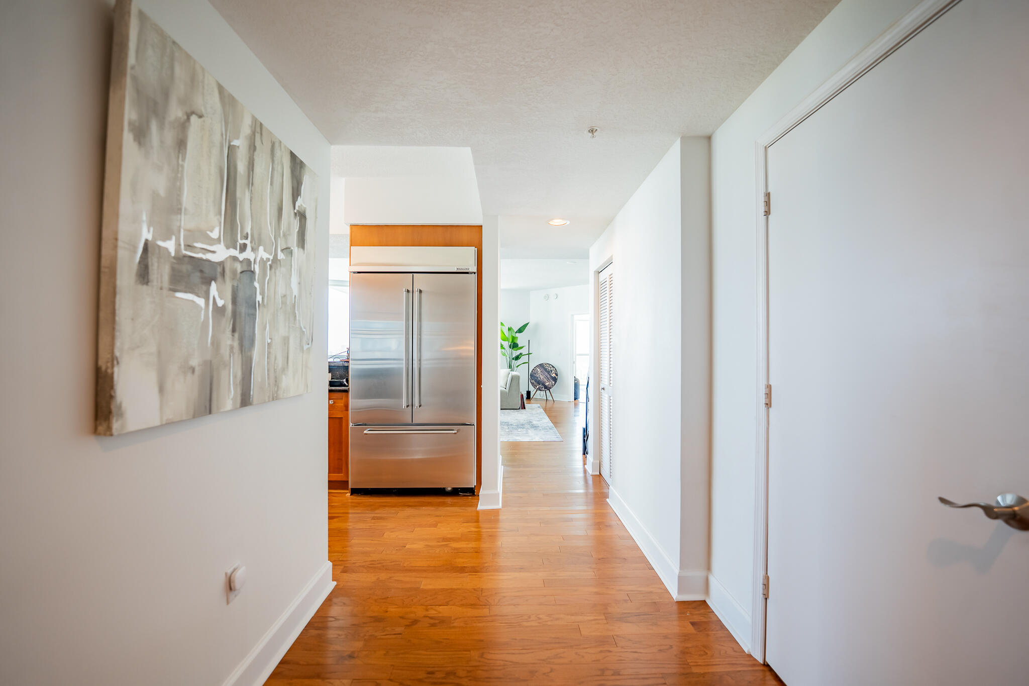 111 SE 8th #1402 Fort Lauderdale, FL 33301