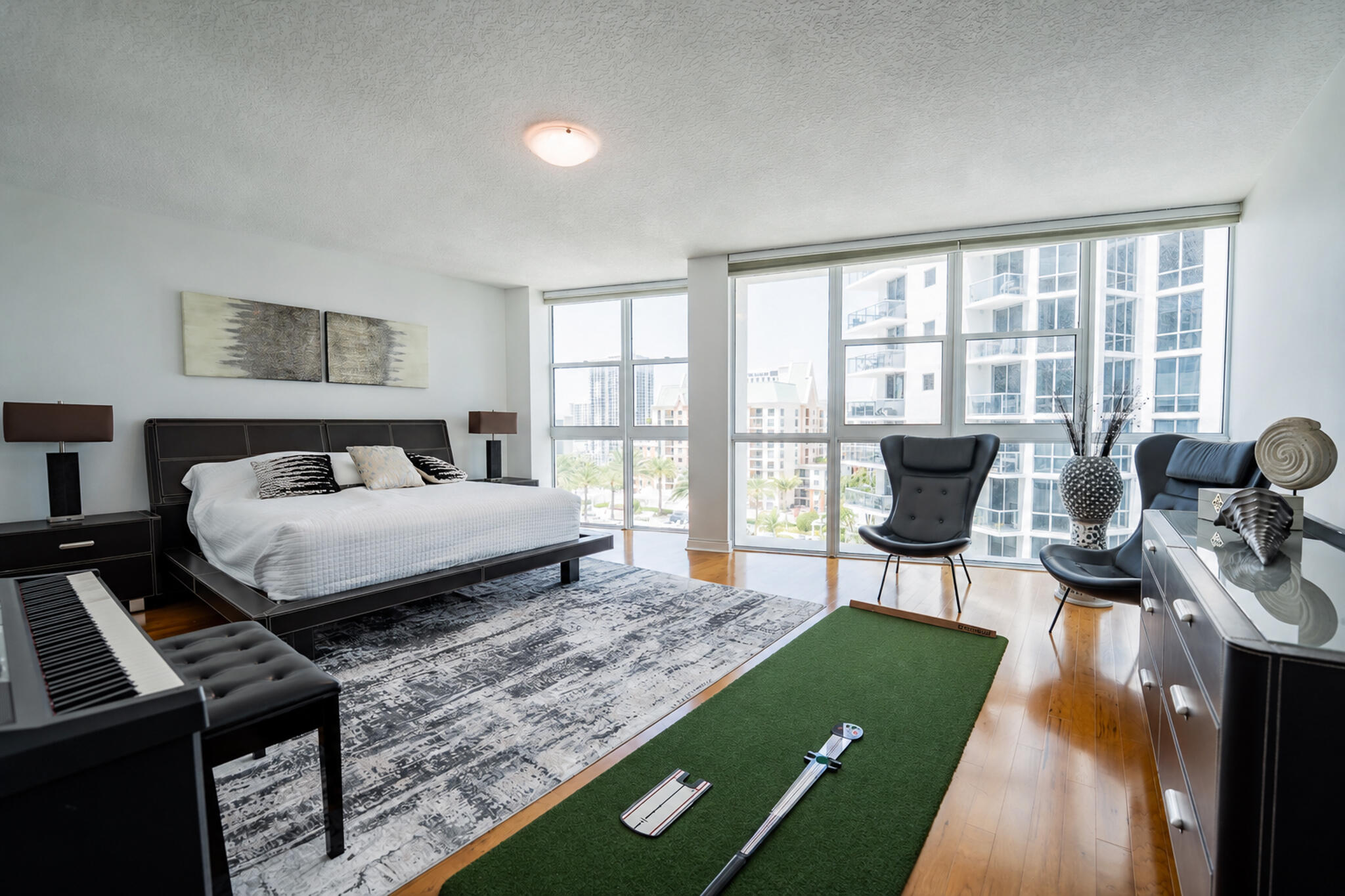 111 SE 8th #1402 Fort Lauderdale, FL 33301