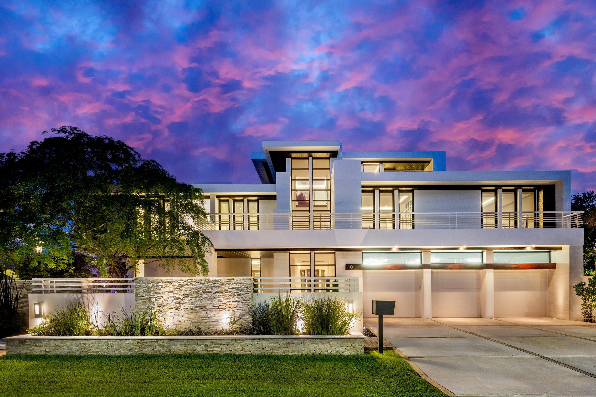 10 Pelican Dr Fort Lauderdale, FL 33301