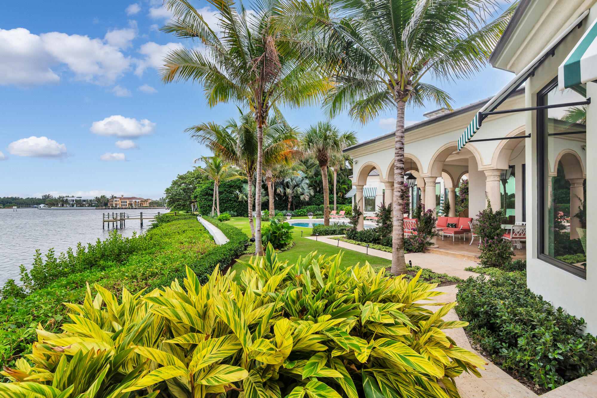 1520 Paslay Pl Manalapan, FL 33462