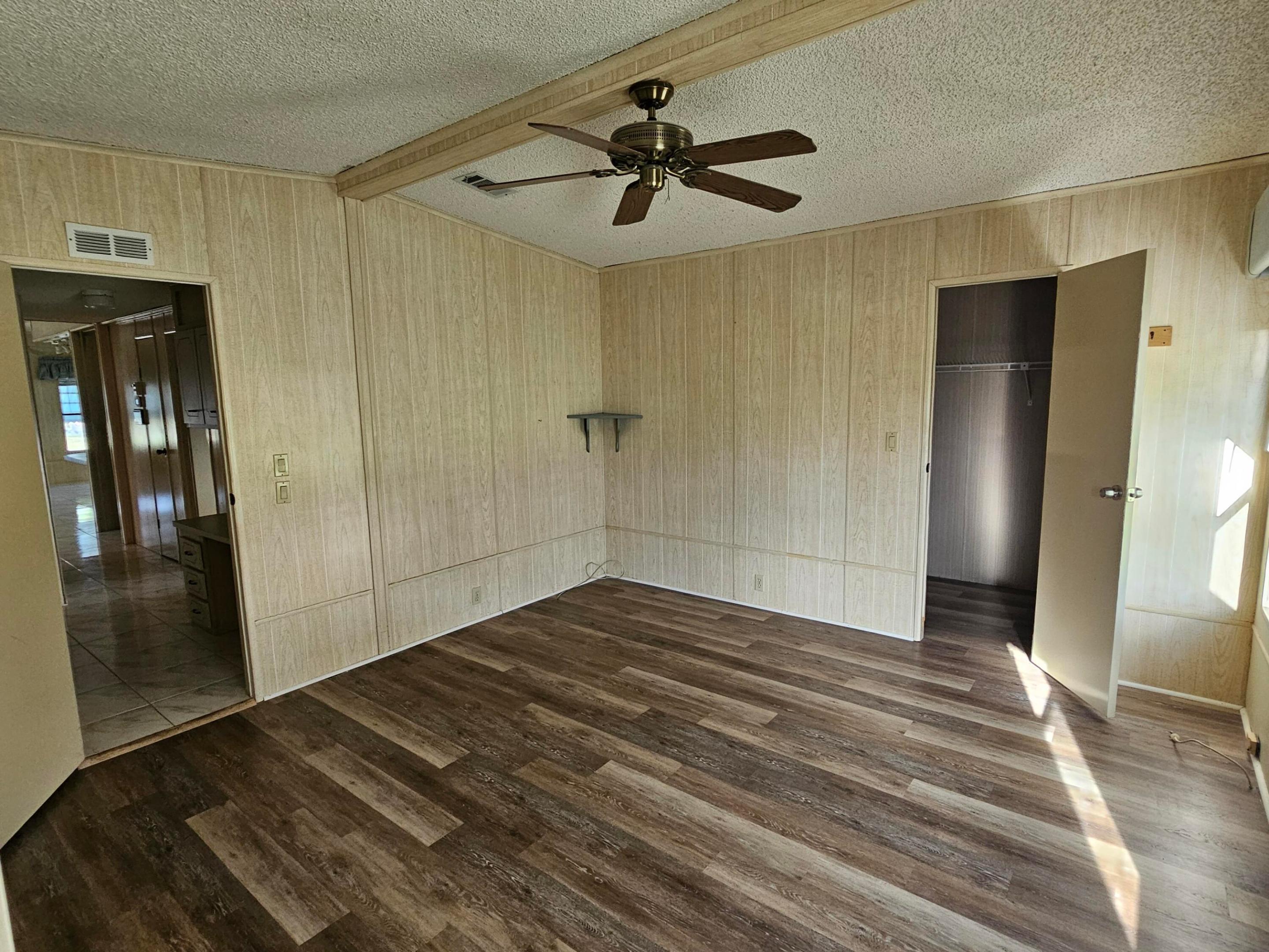 6978 SE Delegate St Hobe Sound, FL 33455