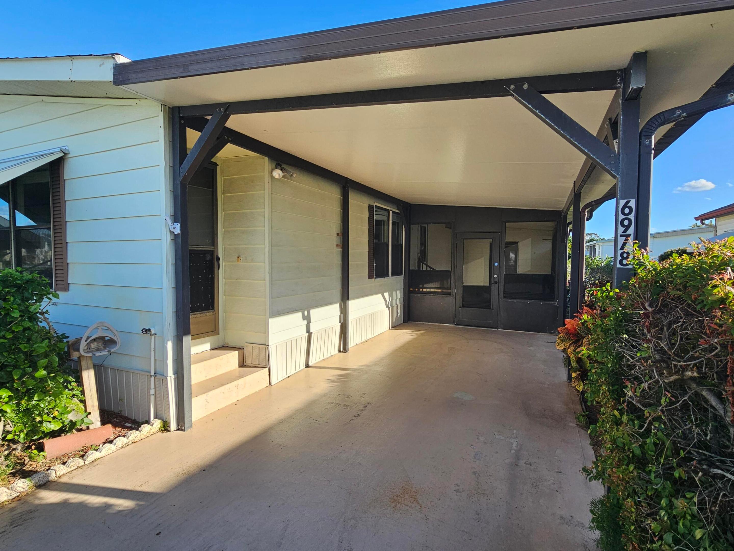 6978 SE Delegate St Hobe Sound, FL 33455