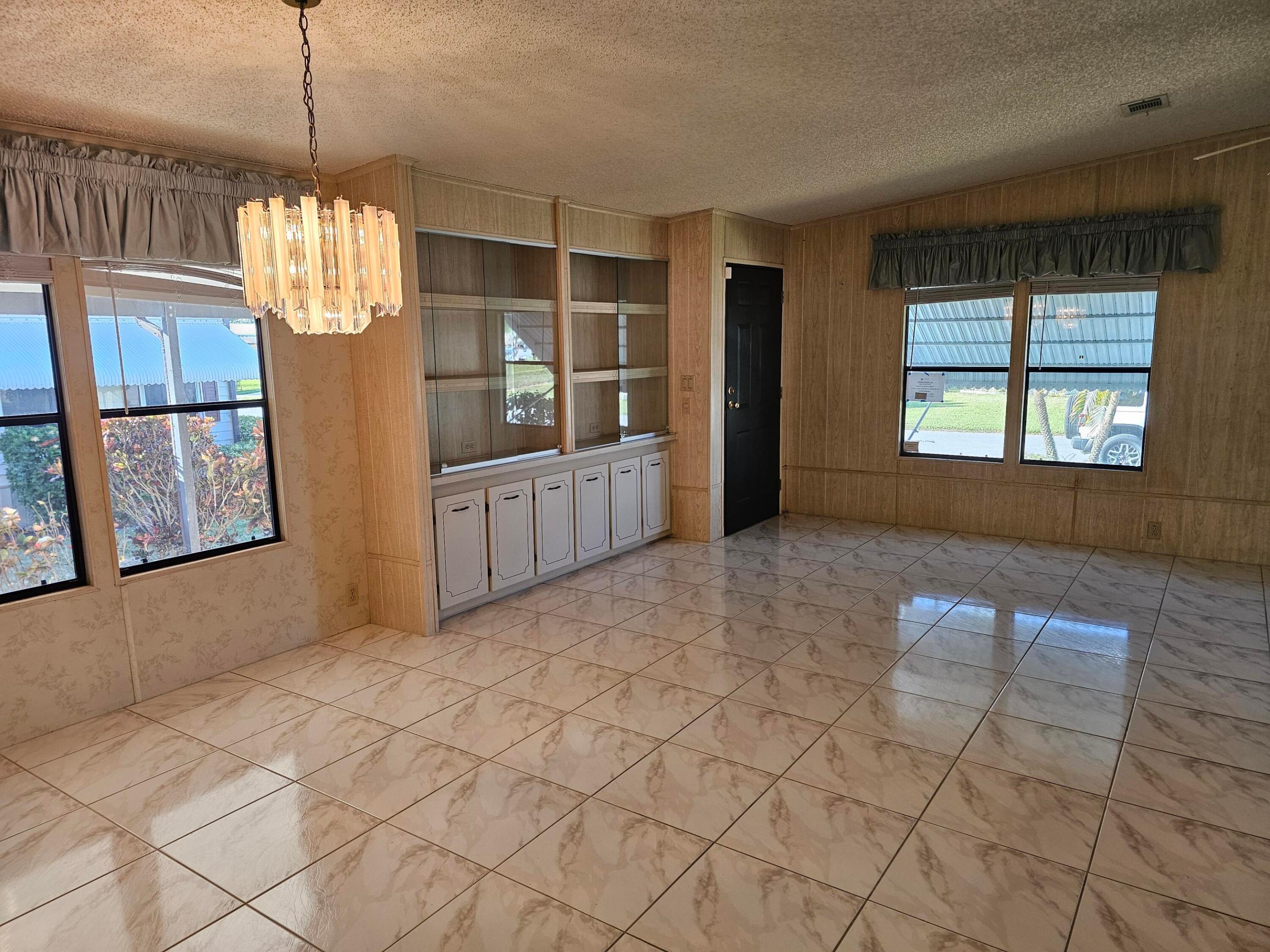 6978 SE Delegate St Hobe Sound, FL 33455