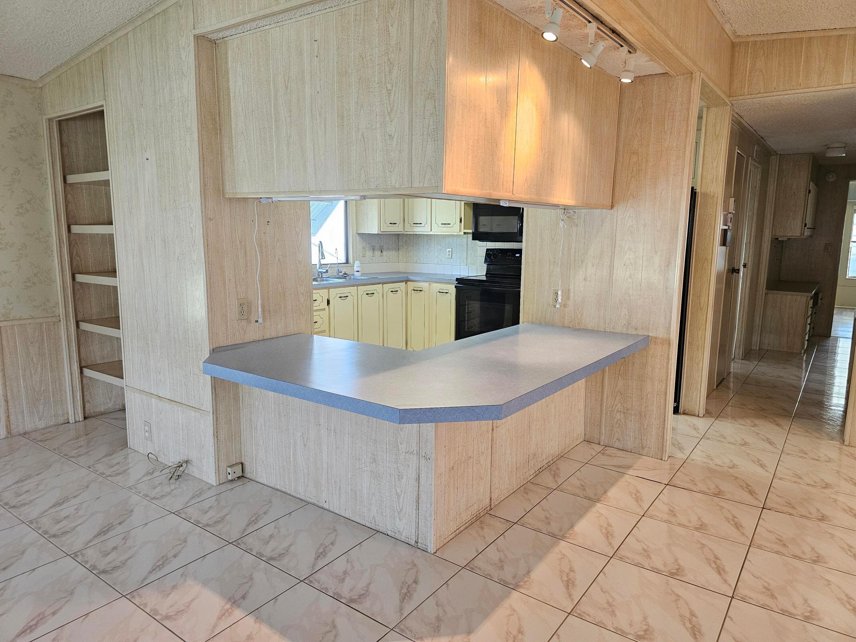 6978 SE Delegate St Hobe Sound, FL 33455
