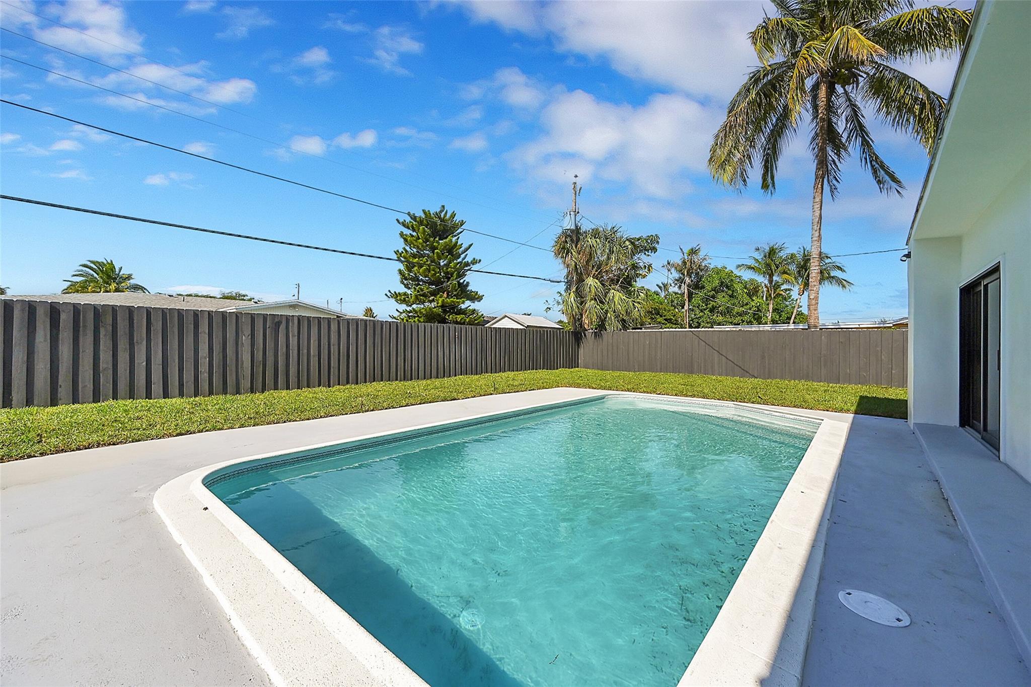 1313 SE 2nd Ave,Deerfield Beach, FL 33441