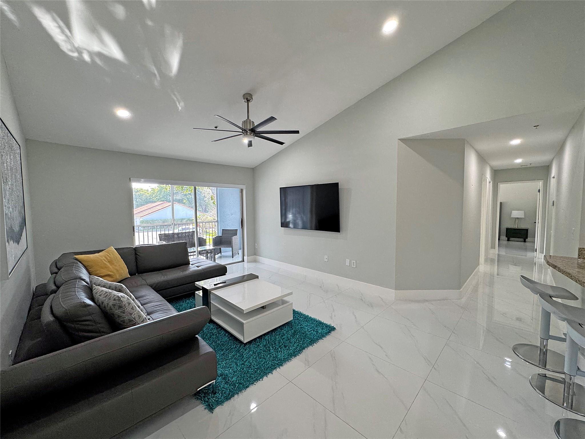 3111 Clint Moore Rd #207,Boca Raton, FL 33496