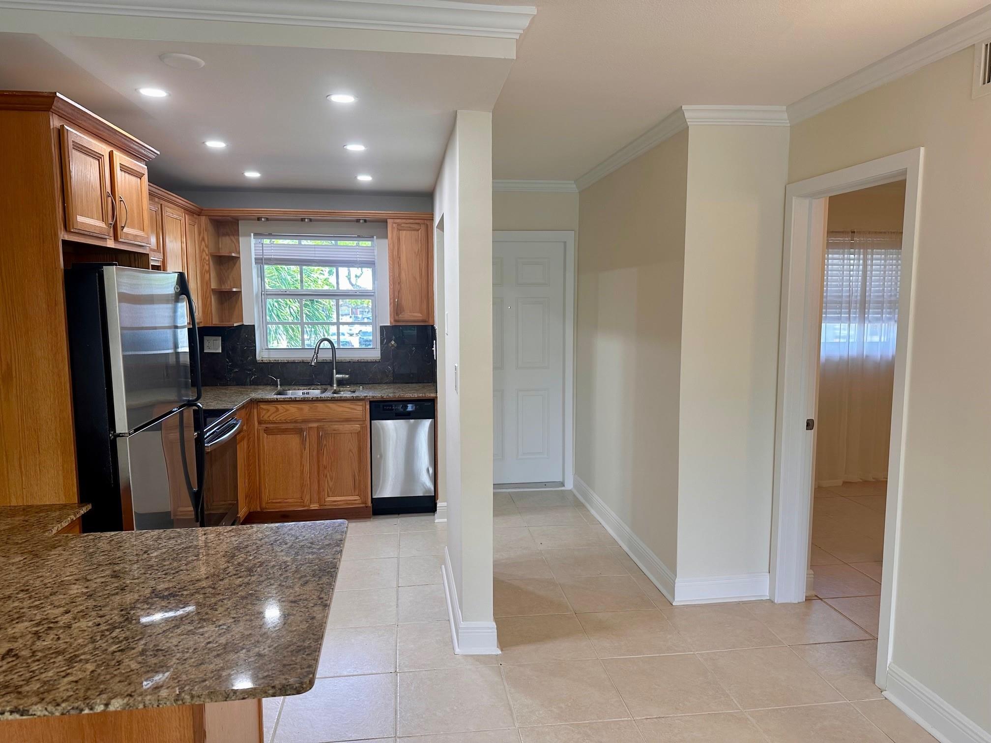 2901 NE 51st St #10 Fort Lauderdale, FL 33308