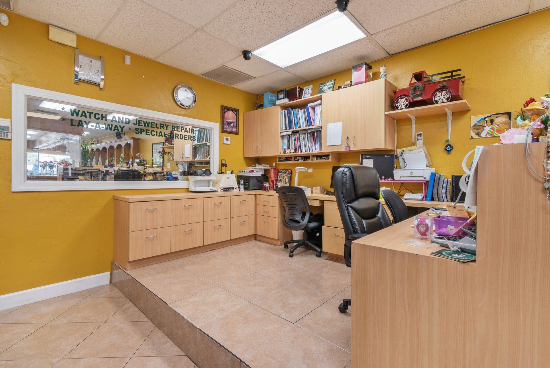 0000 SW Confidential Miami, FL 33155