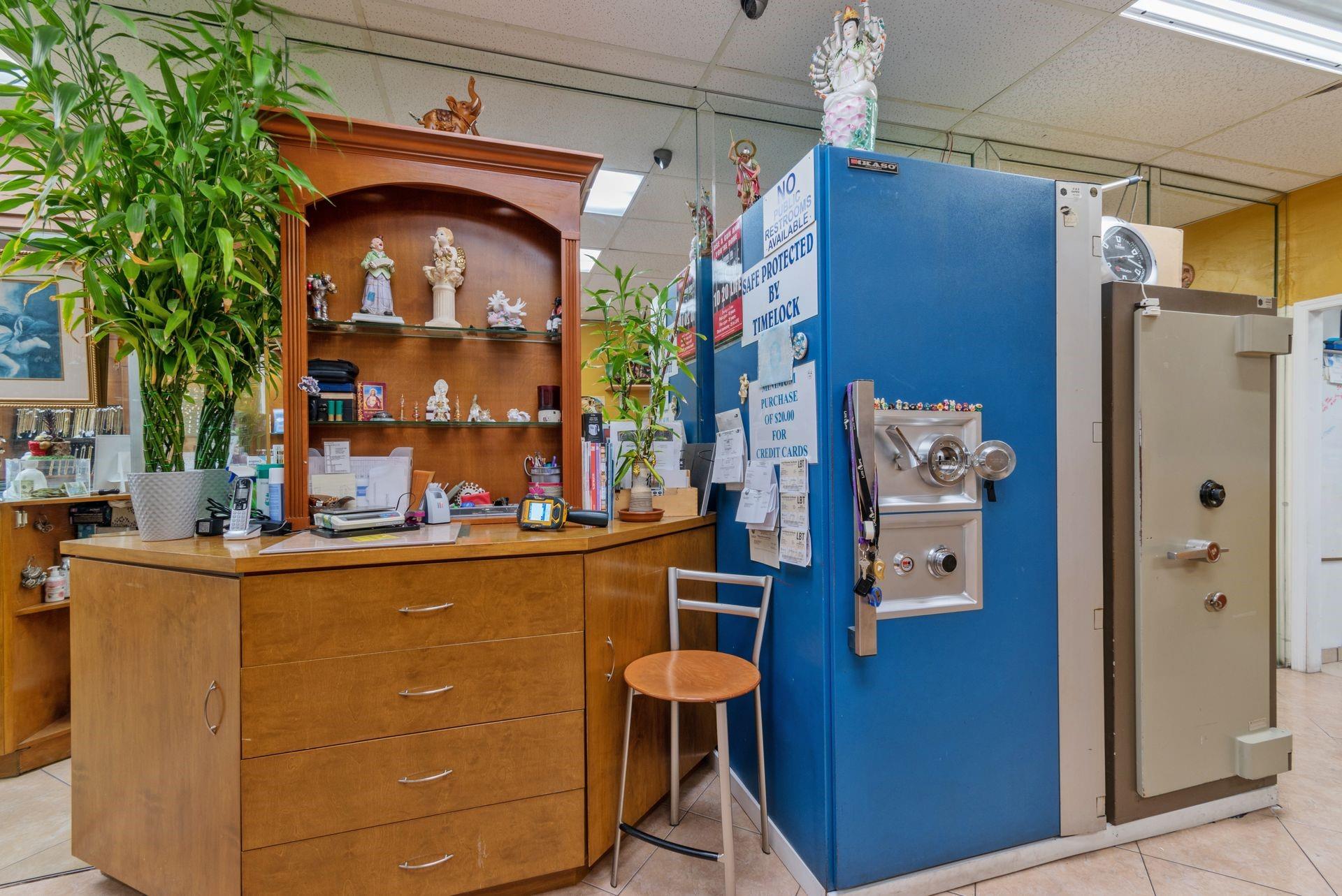 0000 SW Confidential Miami, FL 33155