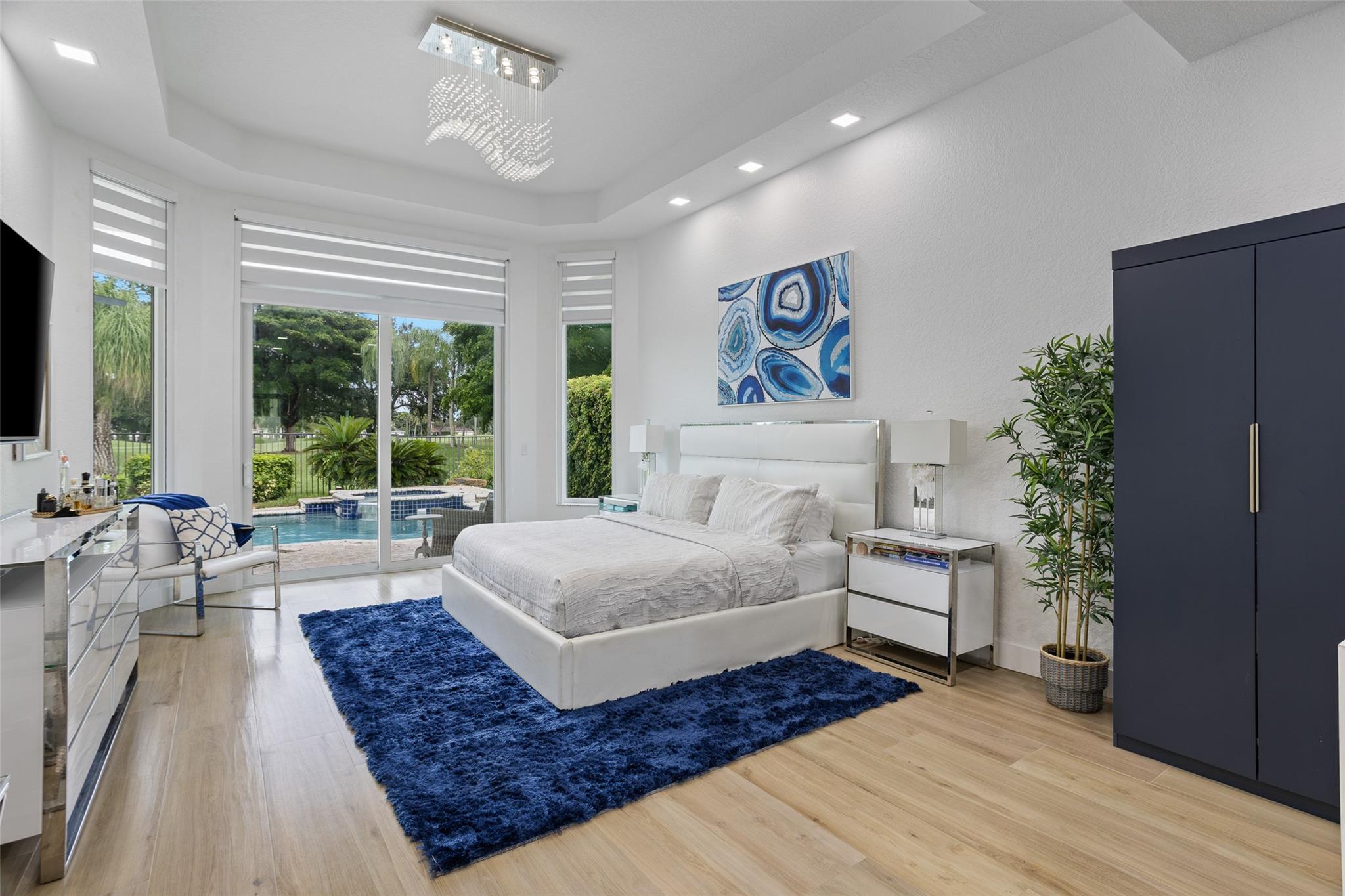 2534 Golf Vw Dr Weston, FL 33327